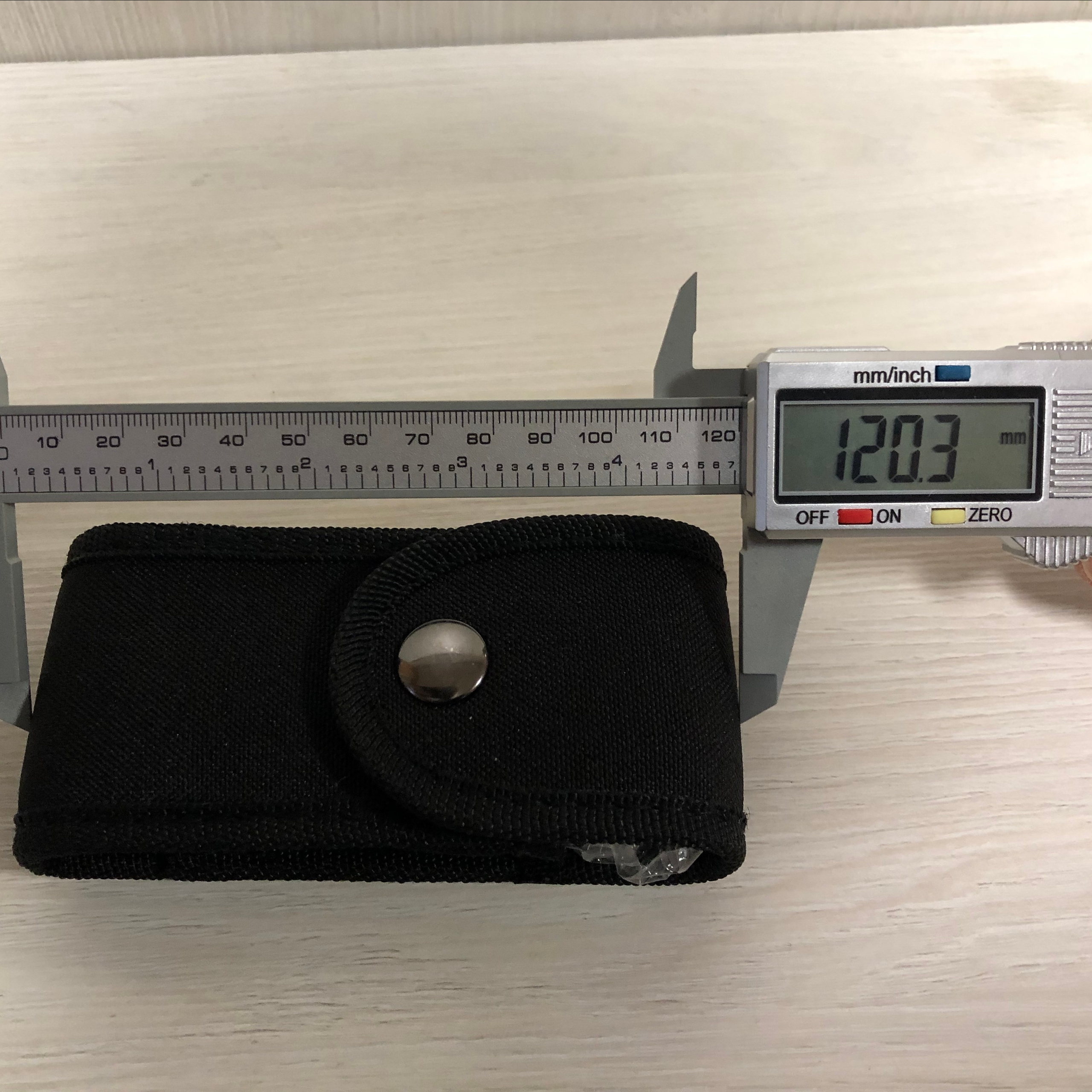 Моя первая распаковка складного мультитула на канале Pestretsov Shop. Фотограф — видеограф в Москве Дмитрий Менделеев