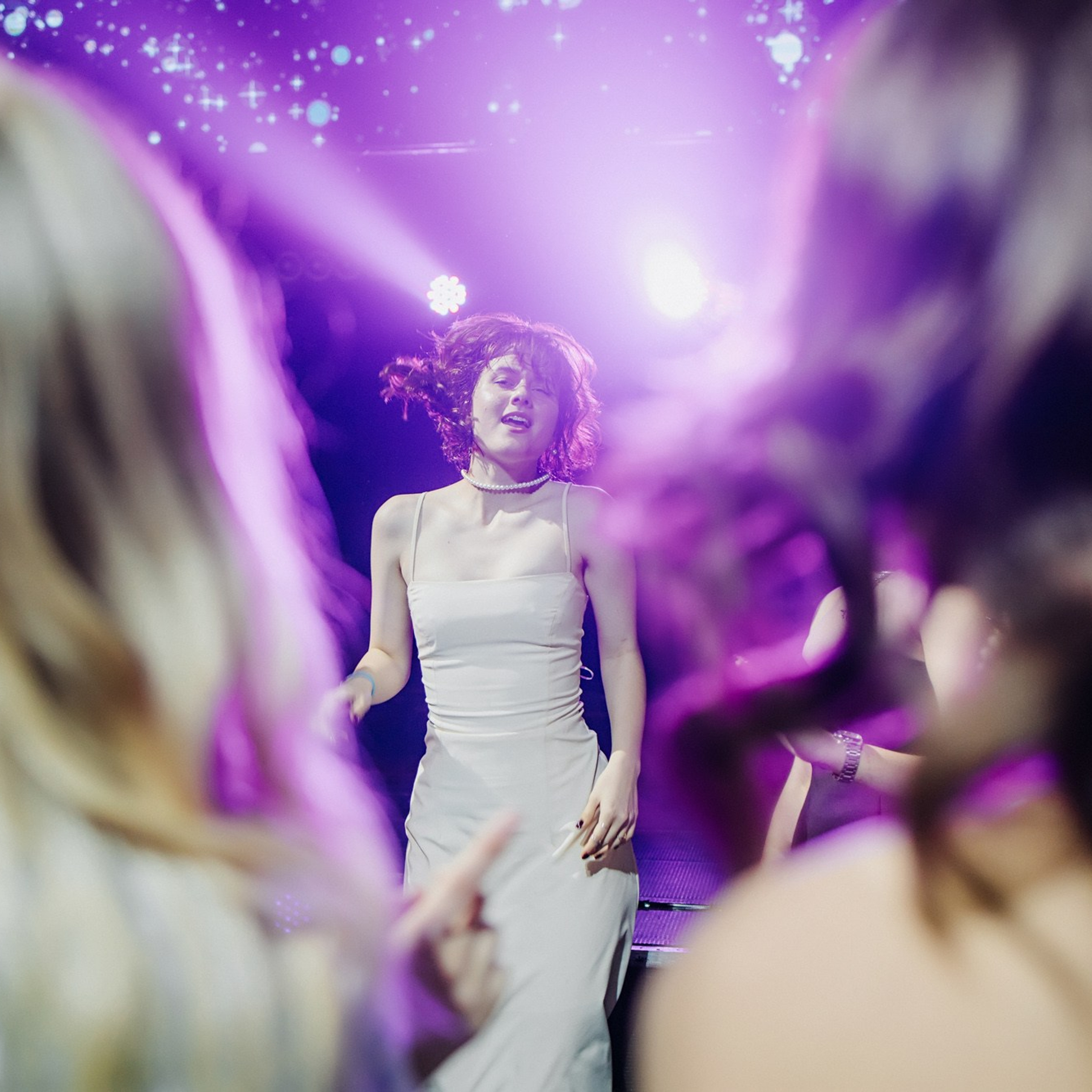 Выпускная фотосессия | Репортаж и съемка на фотозоне. Школьная съемка и создание выпускных альбомов в Нижнем Новгороде