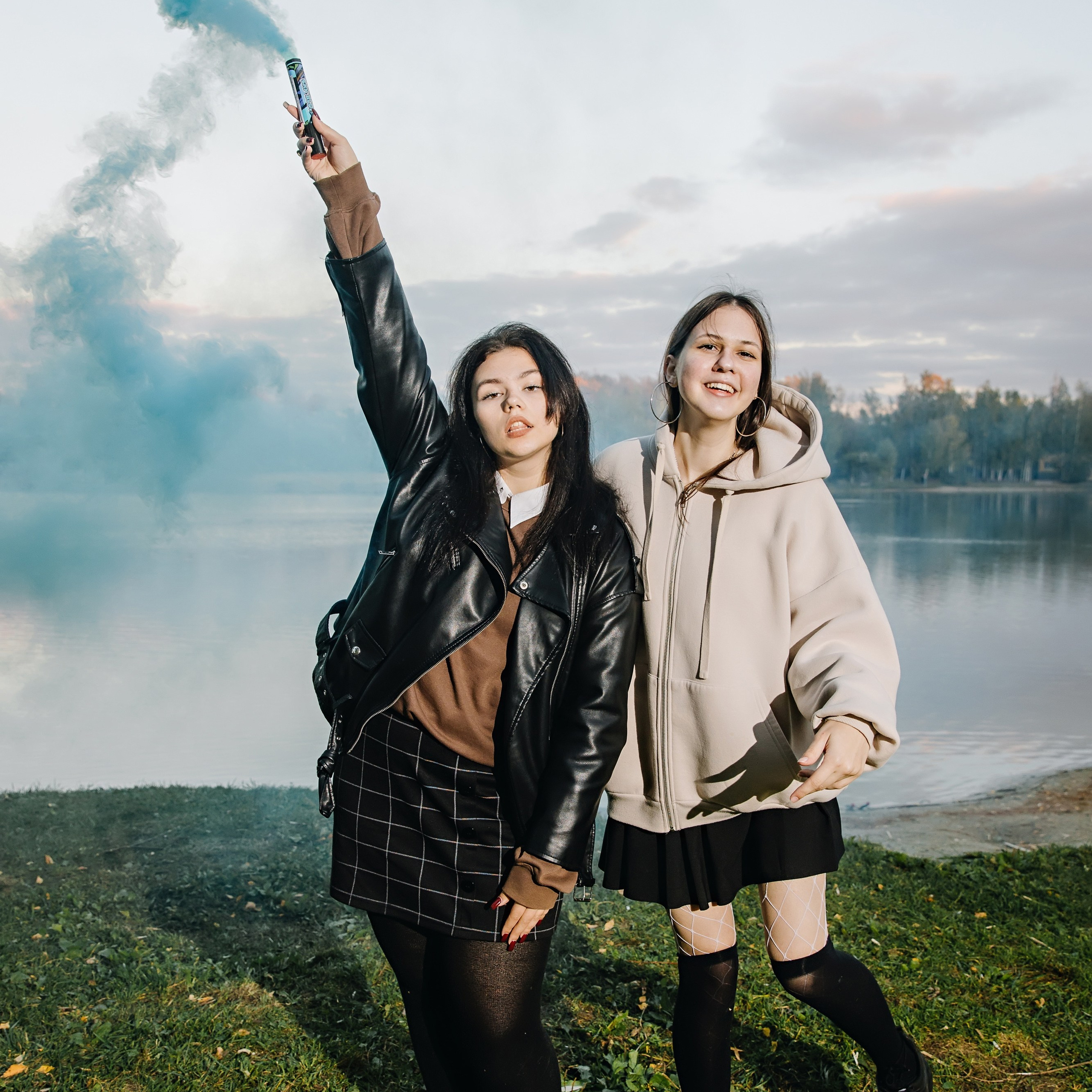 Прогулочные школьные фотосессии | Уличные съемки для школьников. Школьная съемка и создание выпускных альбомов в Нижнем Новгороде