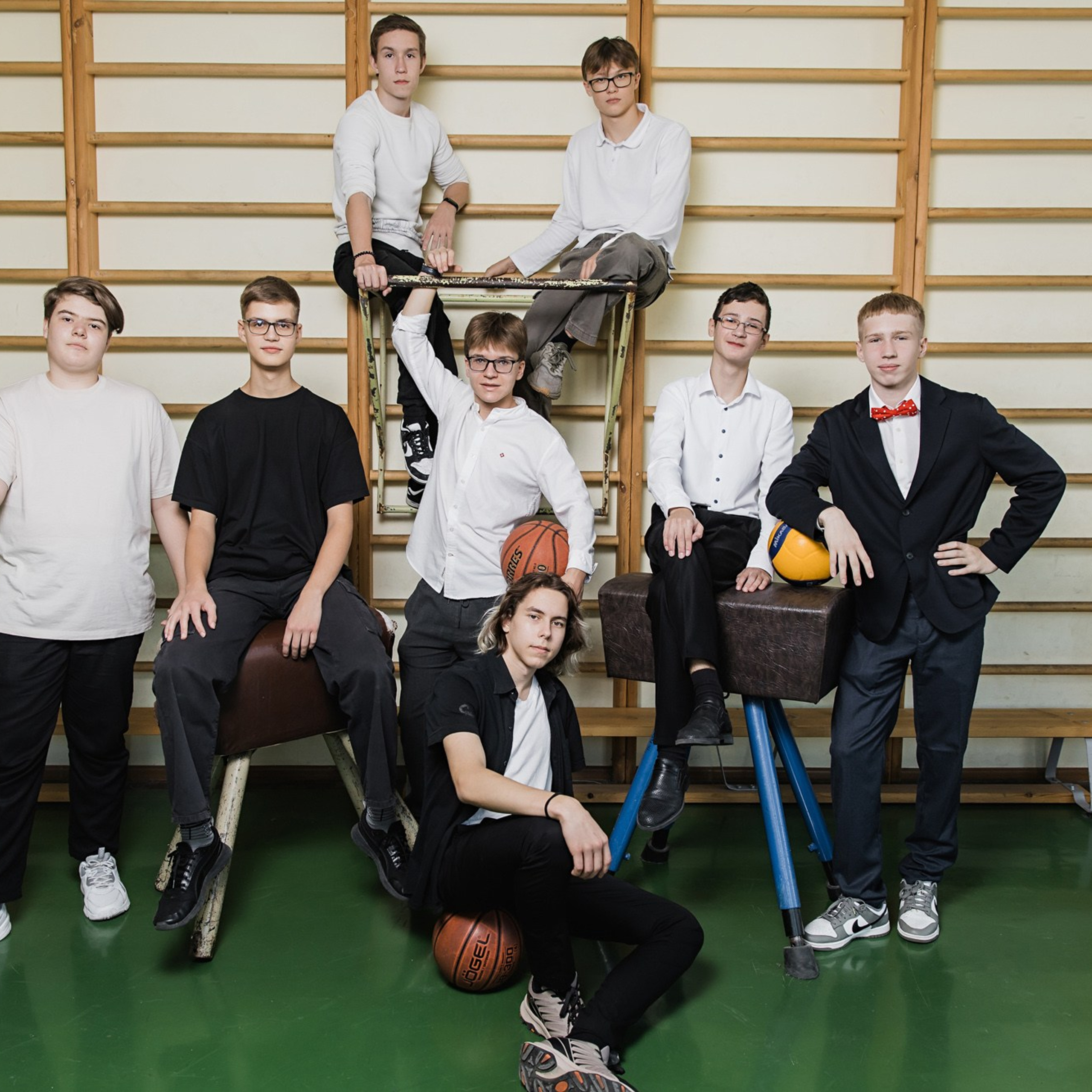 Съемка для выпускников старших классов – профессиональные фото  школьников 10-11 классов. Школьная съемка и создание выпускных альбомов в Нижнем Новгороде