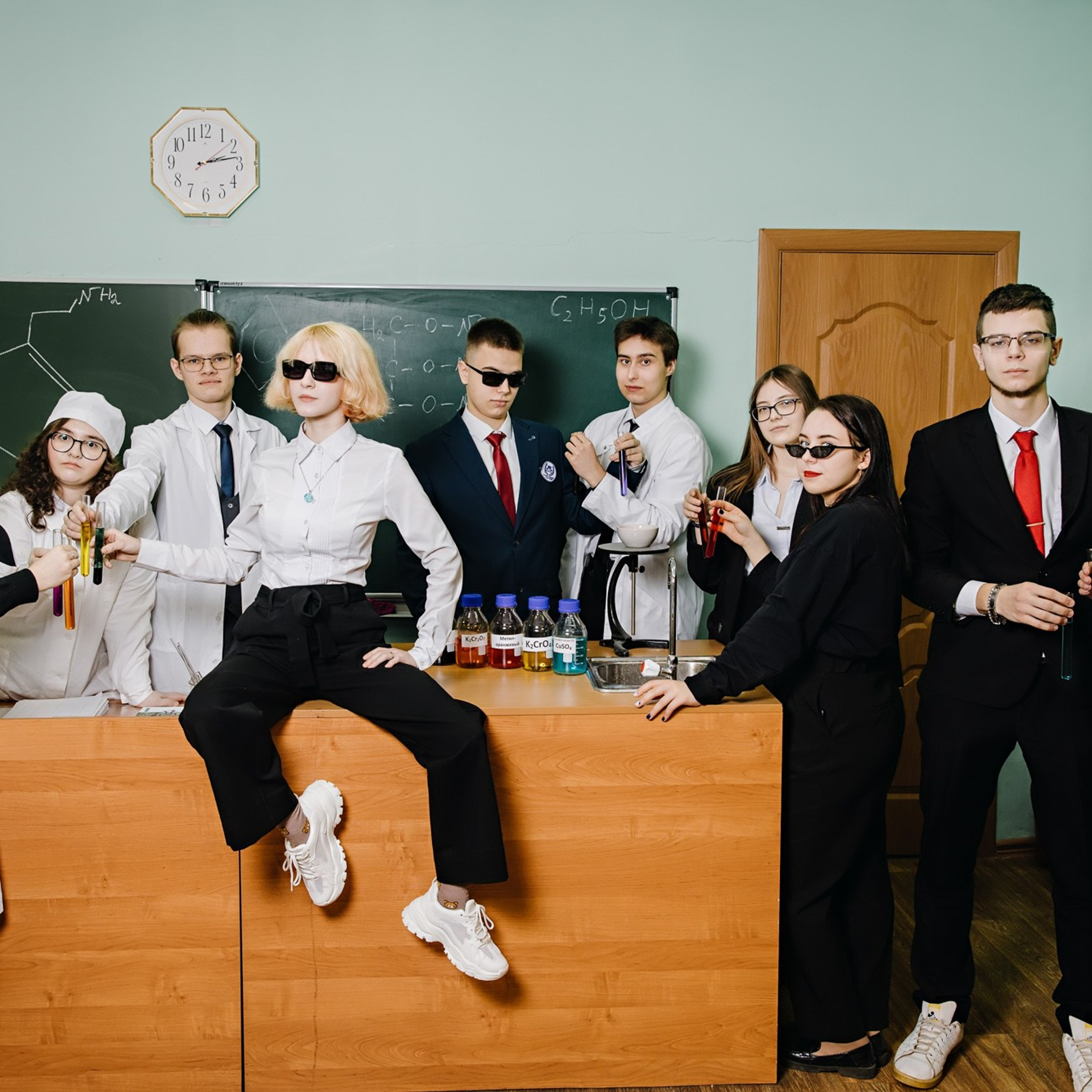 Съемка для выпускников старших классов – профессиональные фото  школьников 10-11 классов. Школьная съемка и создание выпускных альбомов в Нижнем Новгороде