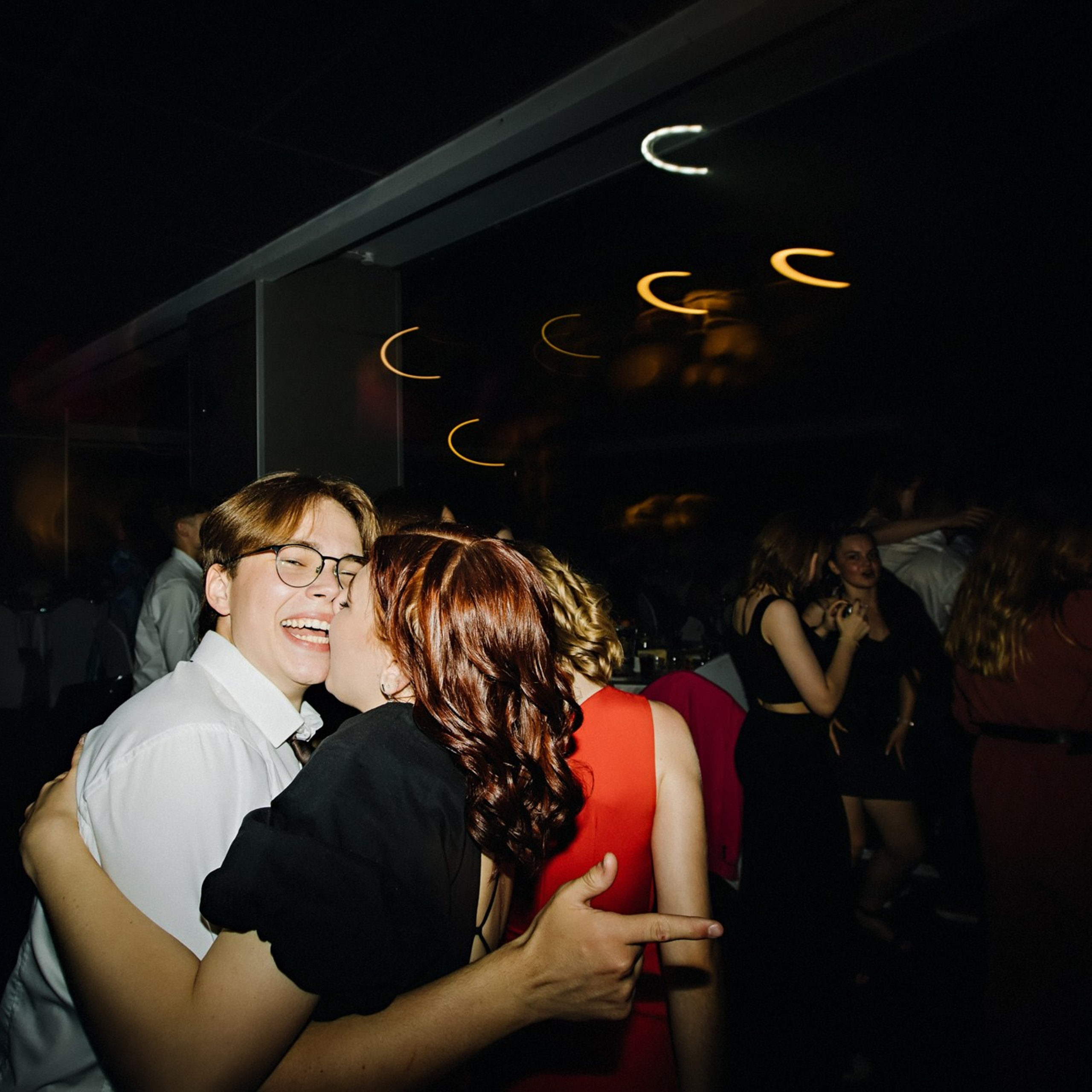 Выпускная фотосессия | Репортаж и съемка на фотозоне. Школьная съемка и создание выпускных альбомов в Нижнем Новгороде