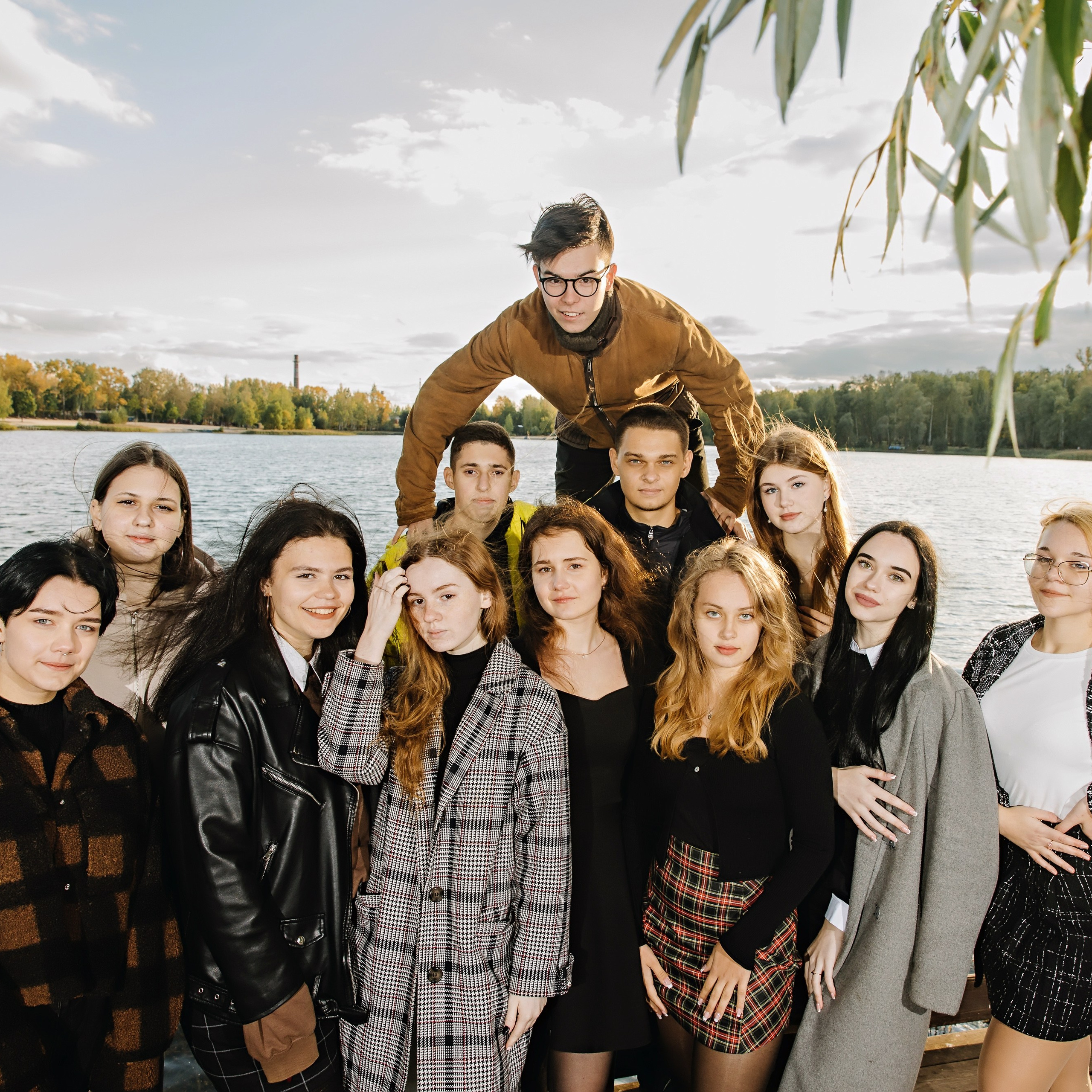 Прогулочные школьные фотосессии | Уличные съемки для школьников. Школьная съемка и создание выпускных альбомов в Нижнем Новгороде