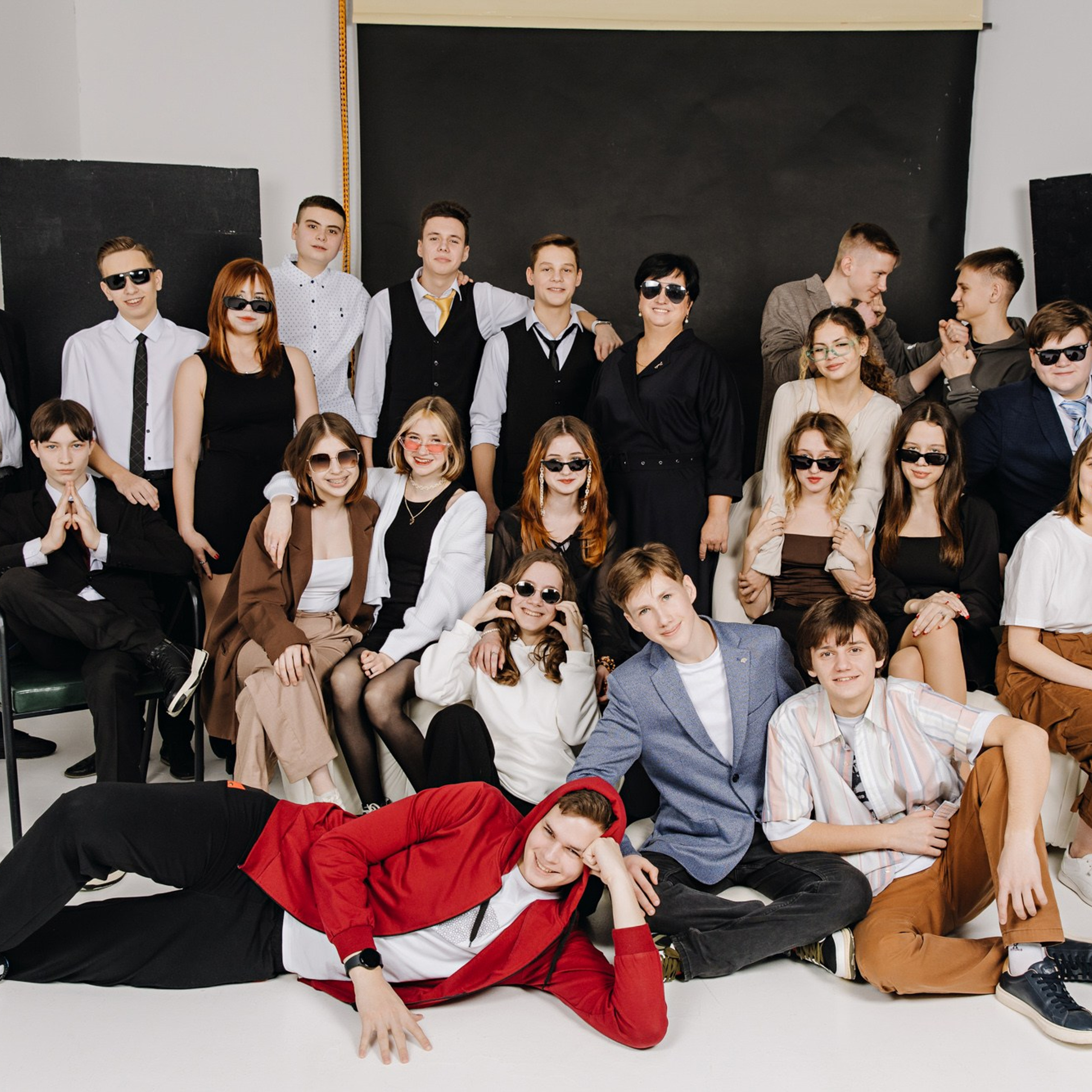 Съемка для выпускников старших классов – профессиональные фото  школьников 10-11 классов. Школьная съемка и создание выпускных альбомов в Нижнем Новгороде