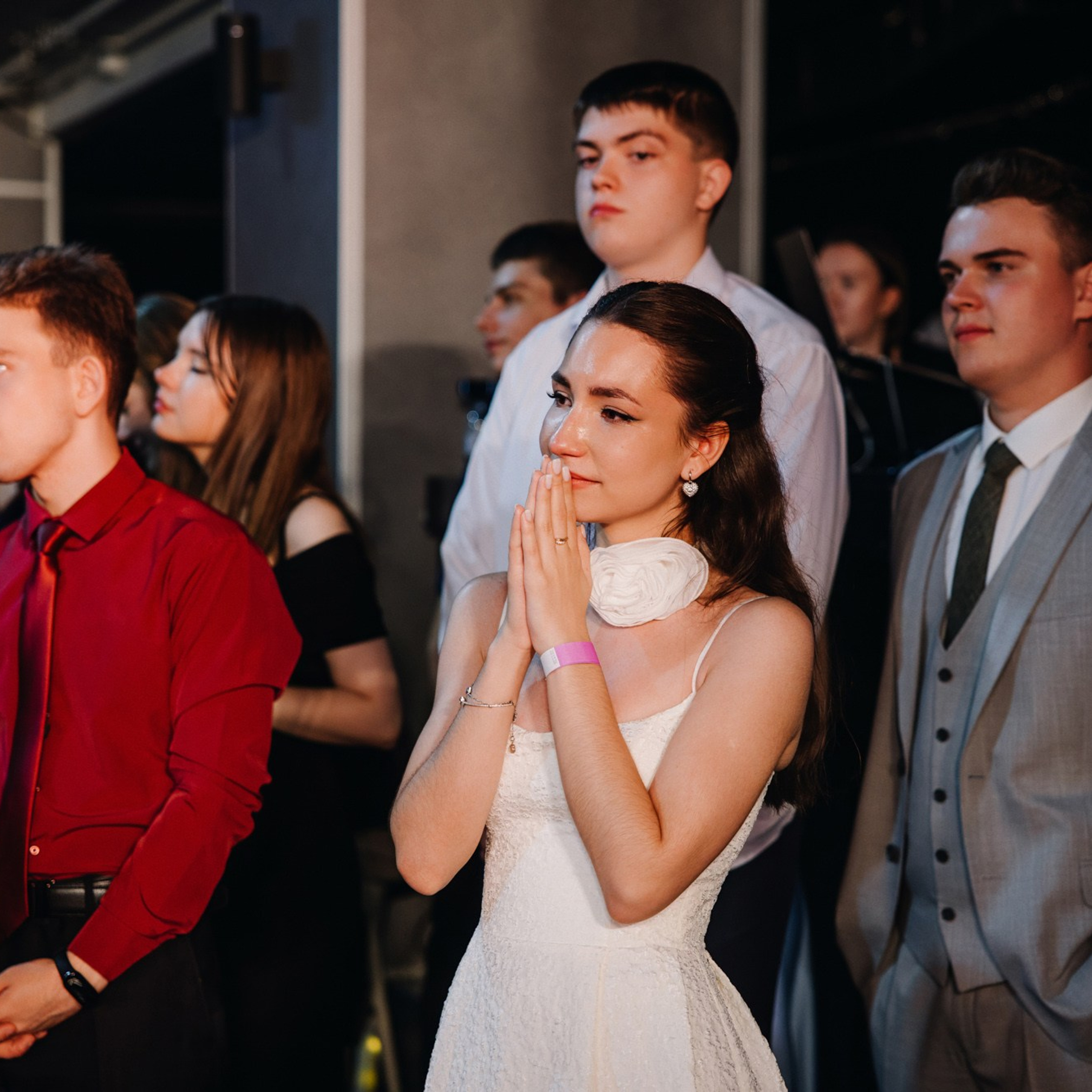Выпускная фотосессия | Репортаж и съемка на фотозоне. Школьная съемка и создание выпускных альбомов в Нижнем Новгороде