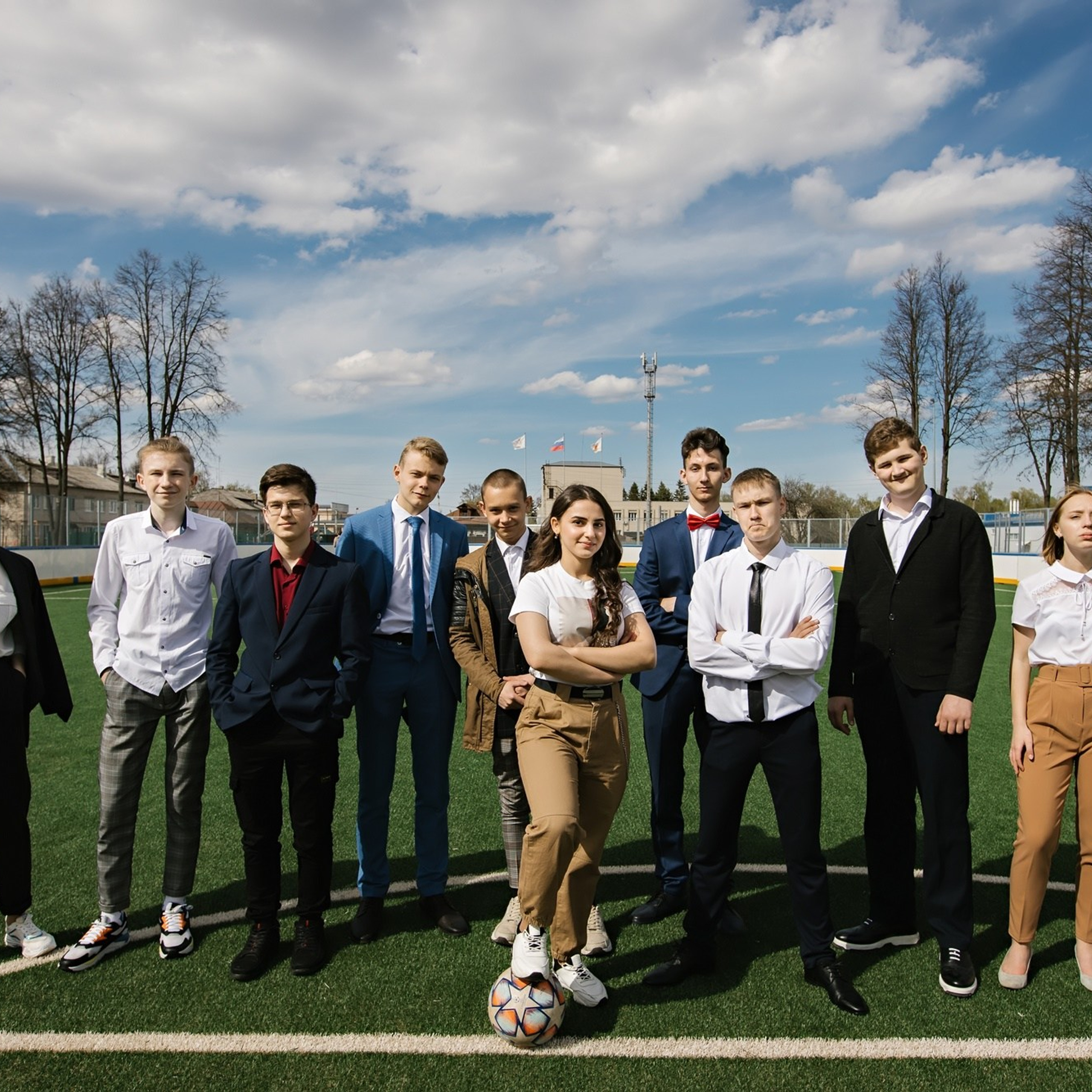 Прогулочные школьные фотосессии | Уличные съемки для школьников. Школьная съемка и создание выпускных альбомов в Нижнем Новгороде