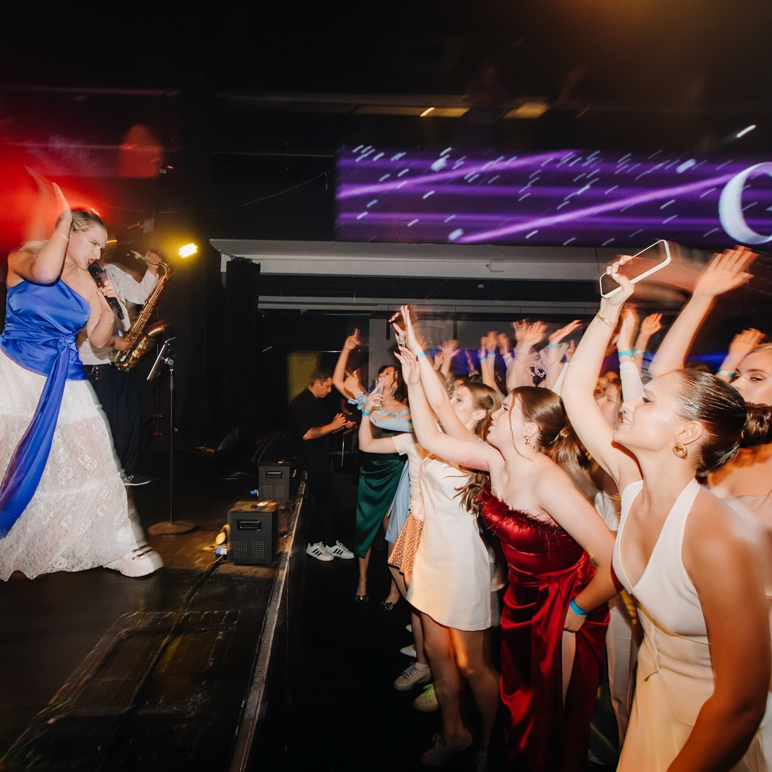 Выпускная фотосессия | Репортаж и съемка на фотозоне. Школьная съемка и создание выпускных альбомов в Нижнем Новгороде