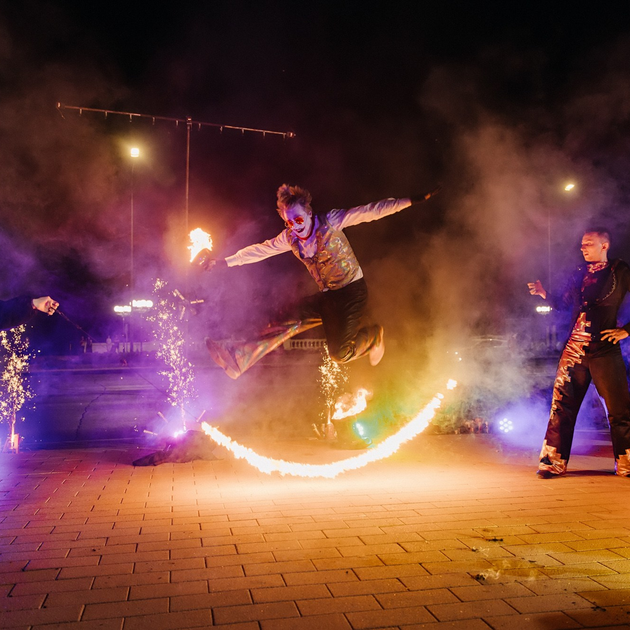 Выпускная фотосессия | Репортаж и съемка на фотозоне. Школьная съемка и создание выпускных альбомов в Нижнем Новгороде