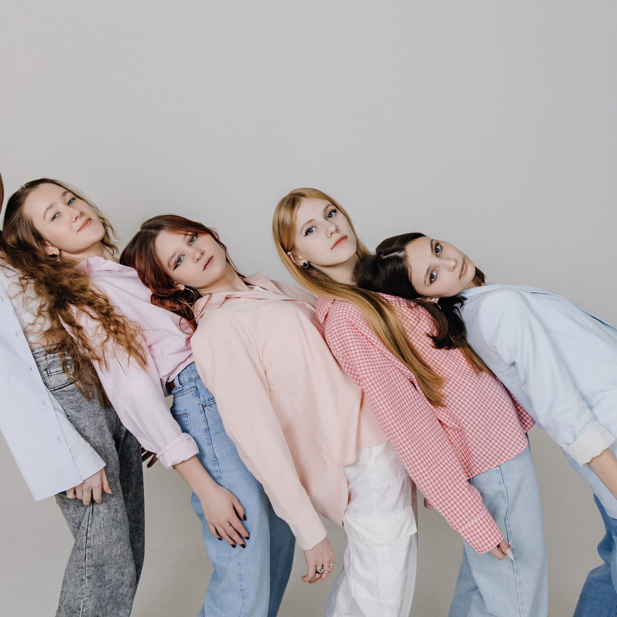 Съемка для выпускников старших классов – профессиональные фото  школьников 10-11 классов. Школьная съемка и создание выпускных альбомов в Нижнем Новгороде