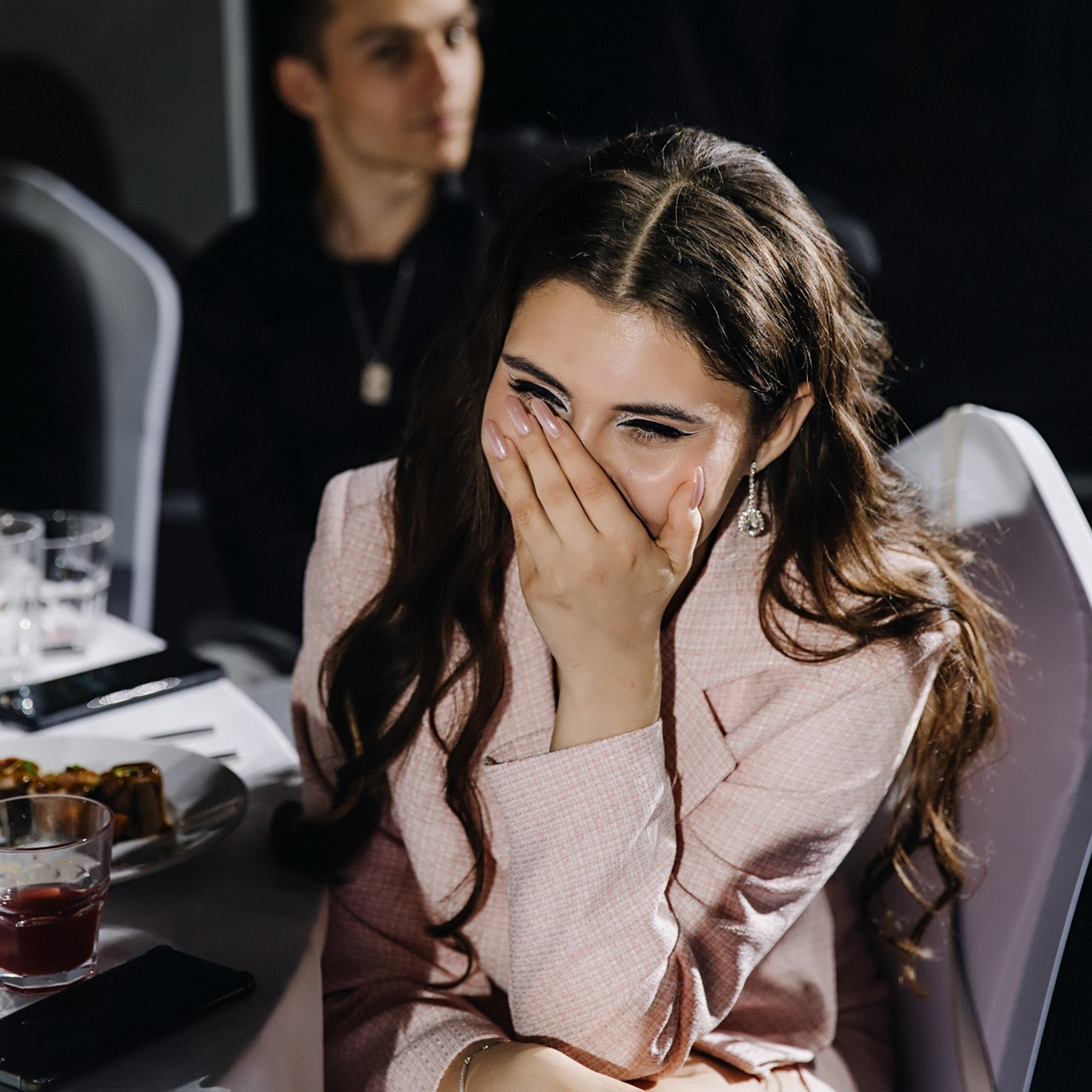 Выпускная фотосессия | Репортаж и съемка на фотозоне. Школьная съемка и создание выпускных альбомов в Нижнем Новгороде