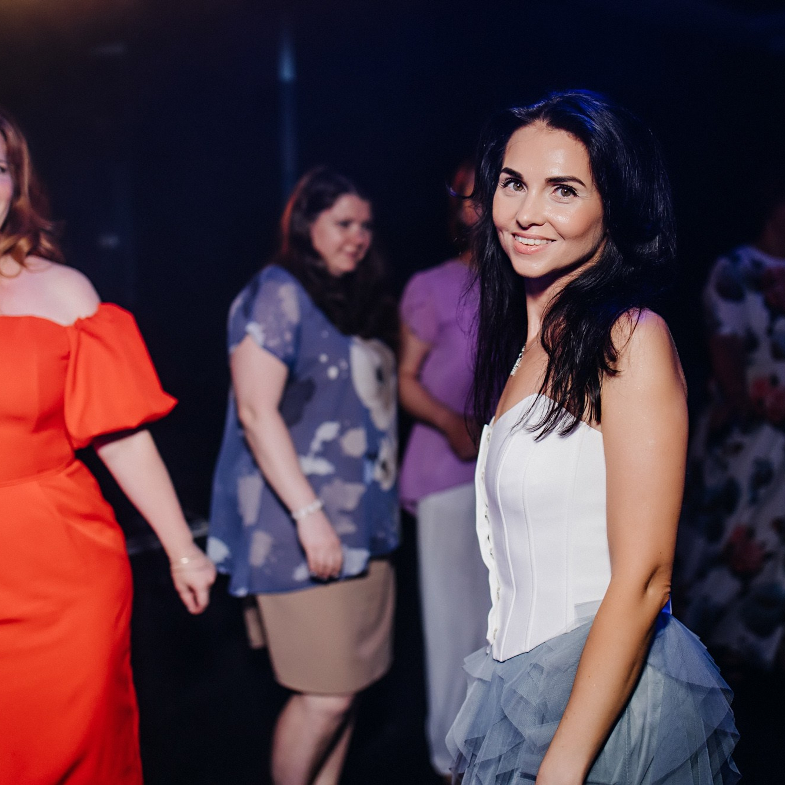 Выпускная фотосессия | Репортаж и съемка на фотозоне. Школьная съемка и создание выпускных альбомов в Нижнем Новгороде