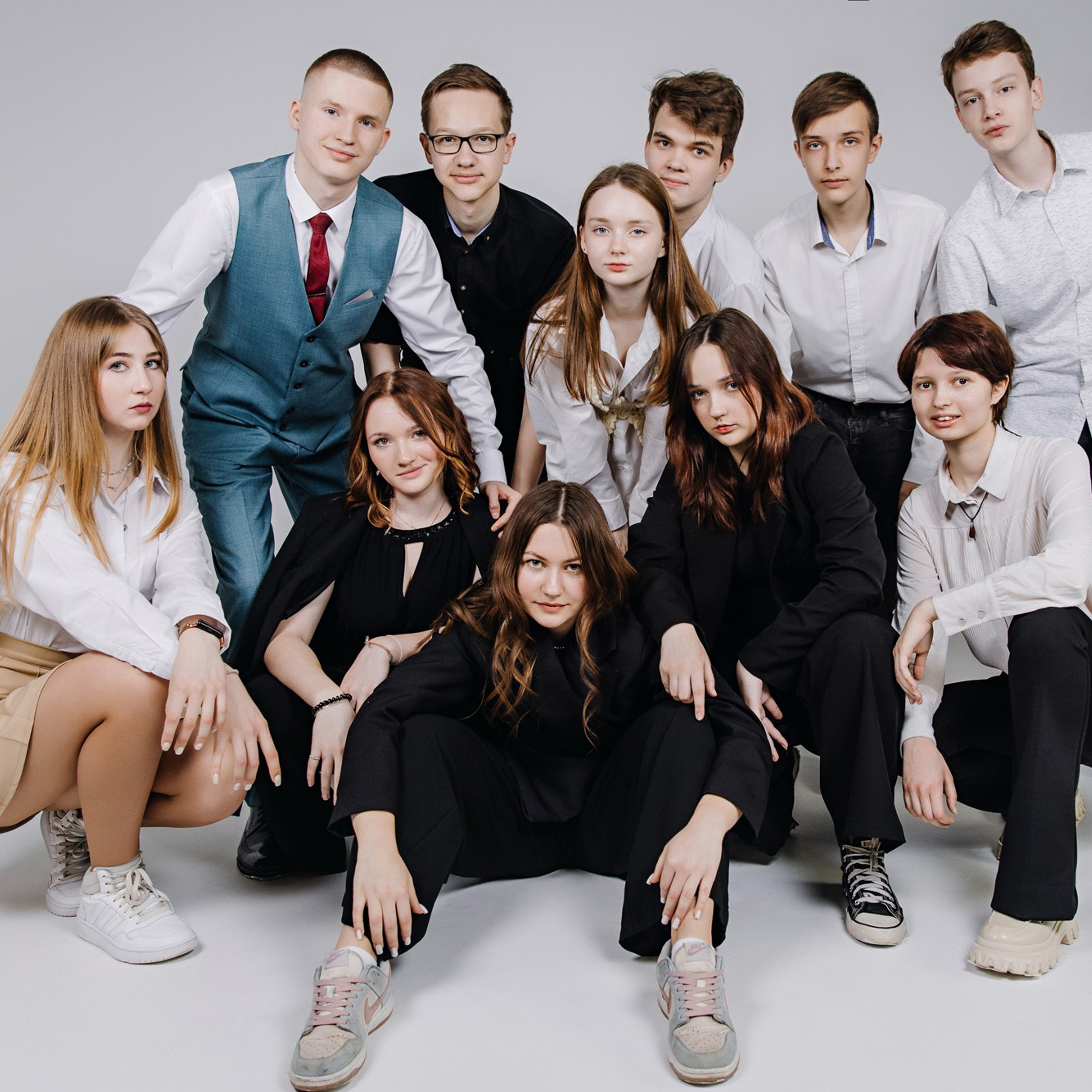 Съемка для выпускников старших классов – профессиональные фото  школьников 10-11 классов. Школьная съемка и создание выпускных альбомов в Нижнем Новгороде