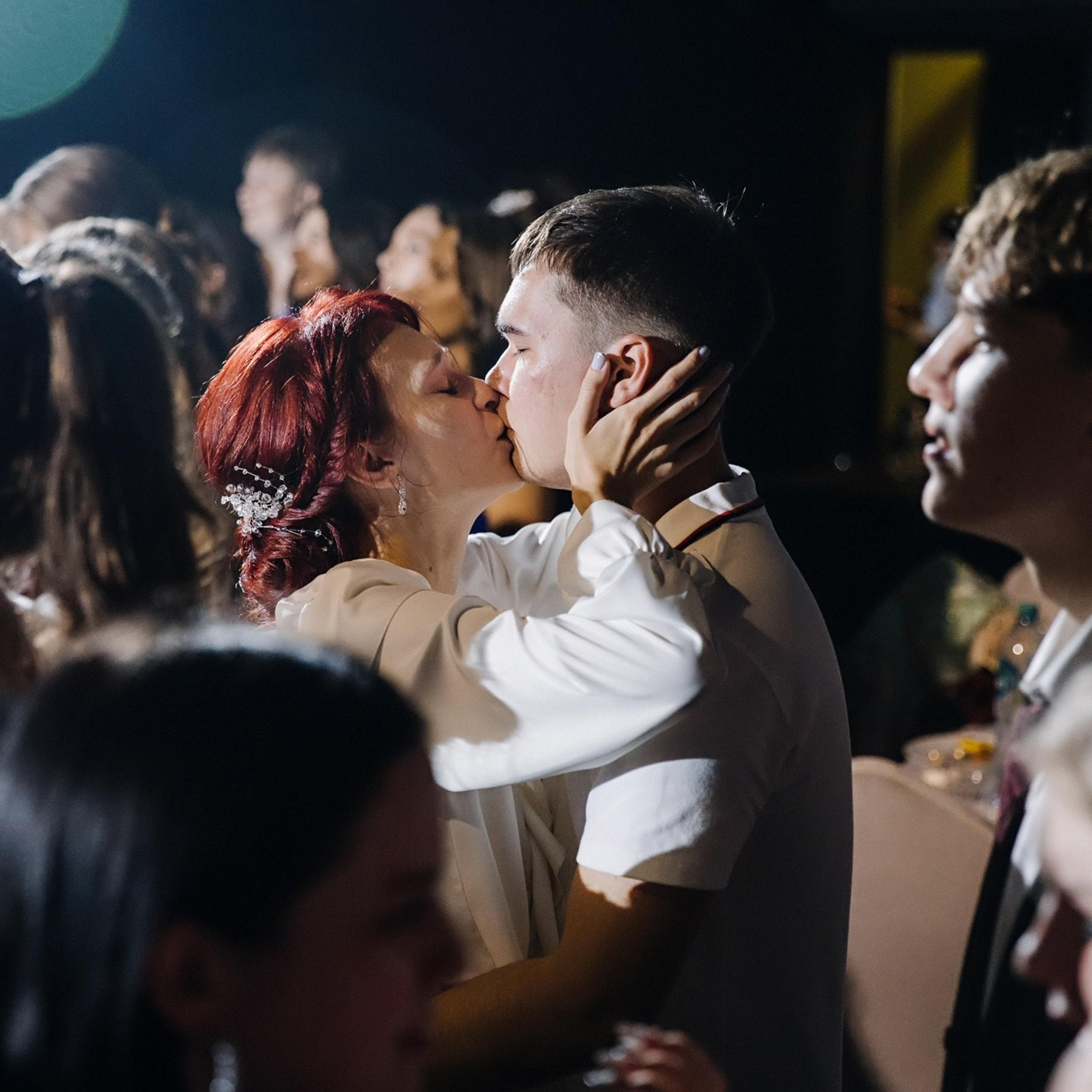 Выпускная фотосессия | Репортаж и съемка на фотозоне. Школьная съемка и создание выпускных альбомов в Нижнем Новгороде