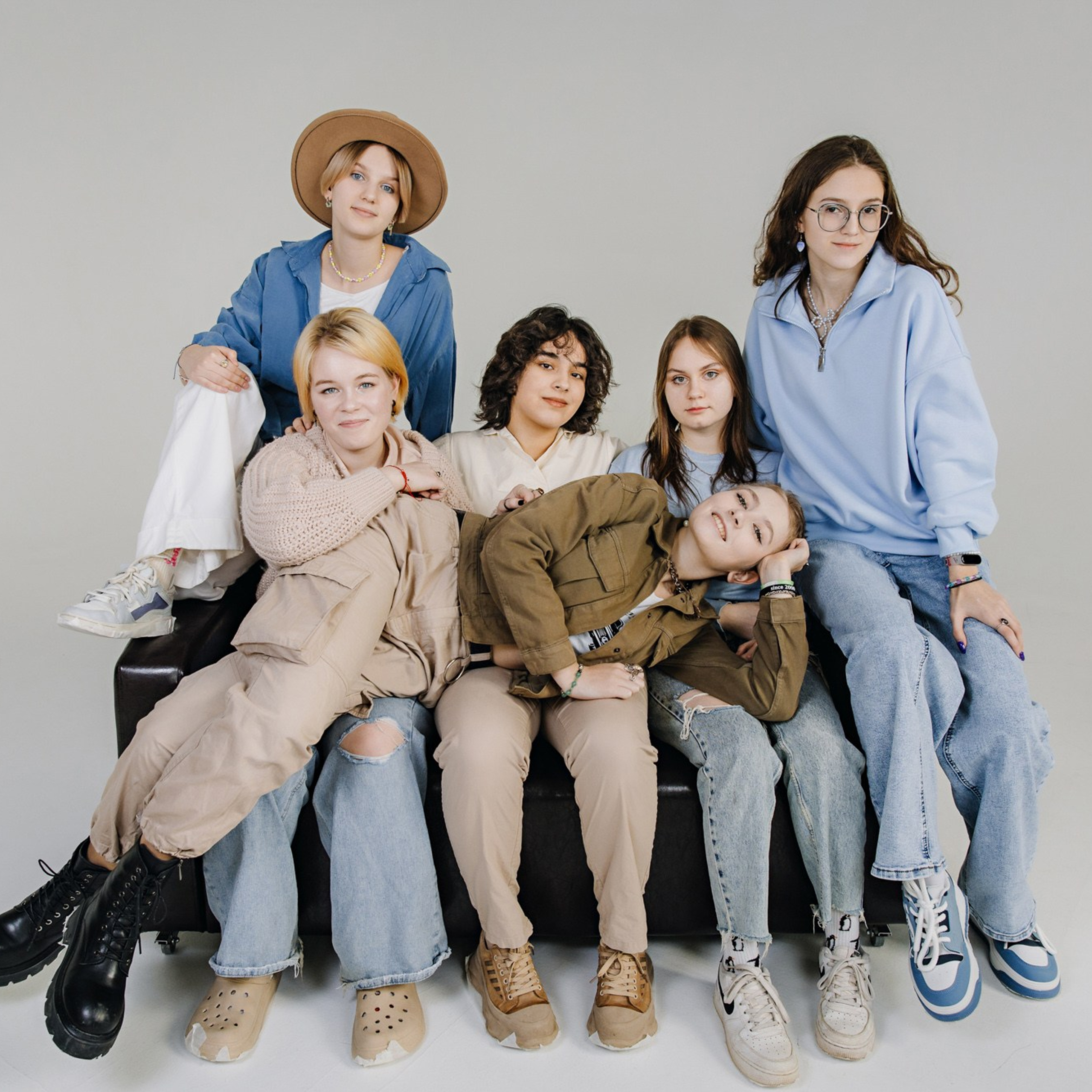 Съемка для выпускников старших классов – профессиональные фото  школьников 10-11 классов. Школьная съемка и создание выпускных альбомов в Нижнем Новгороде