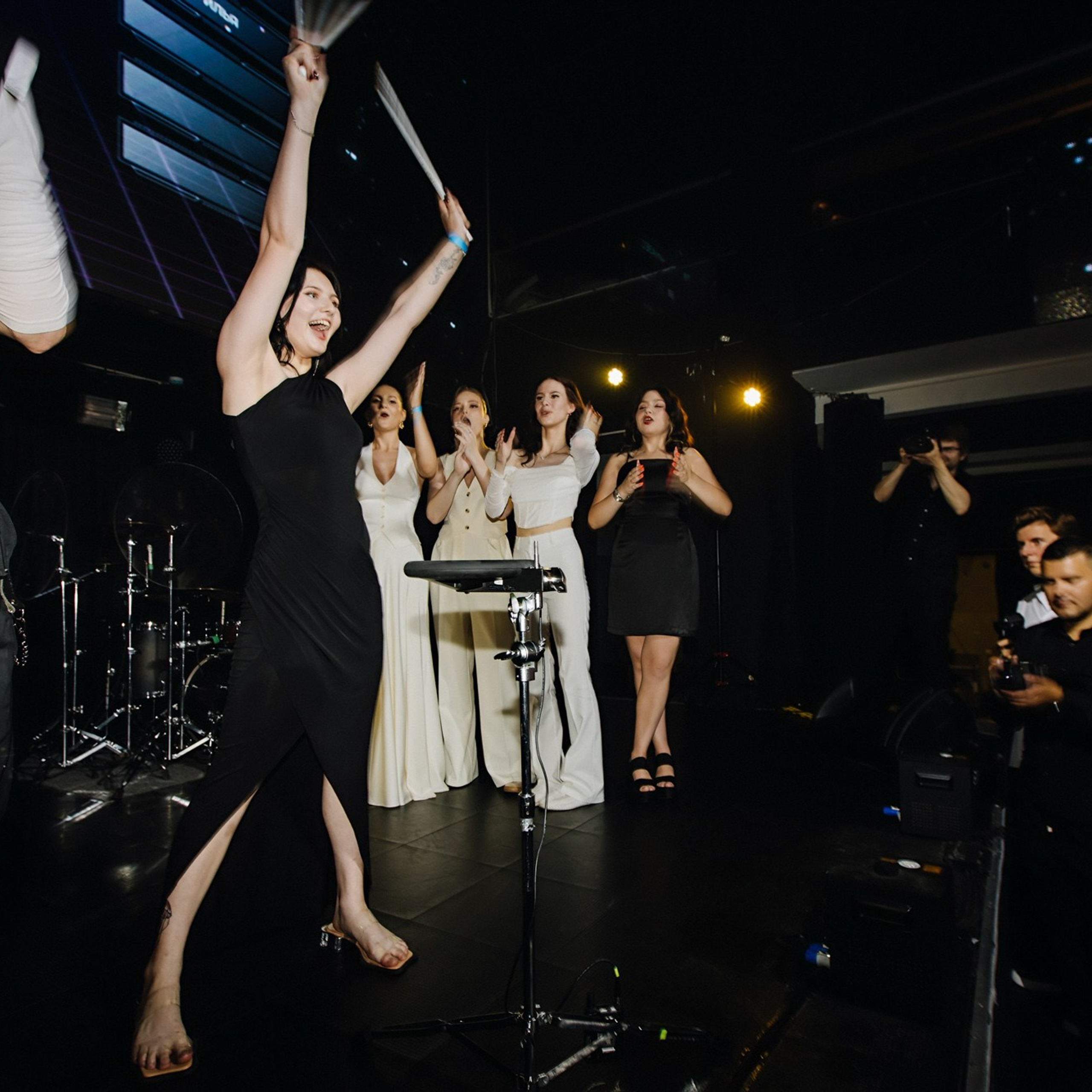 Выпускная фотосессия | Репортаж и съемка на фотозоне. Школьная съемка и создание выпускных альбомов в Нижнем Новгороде