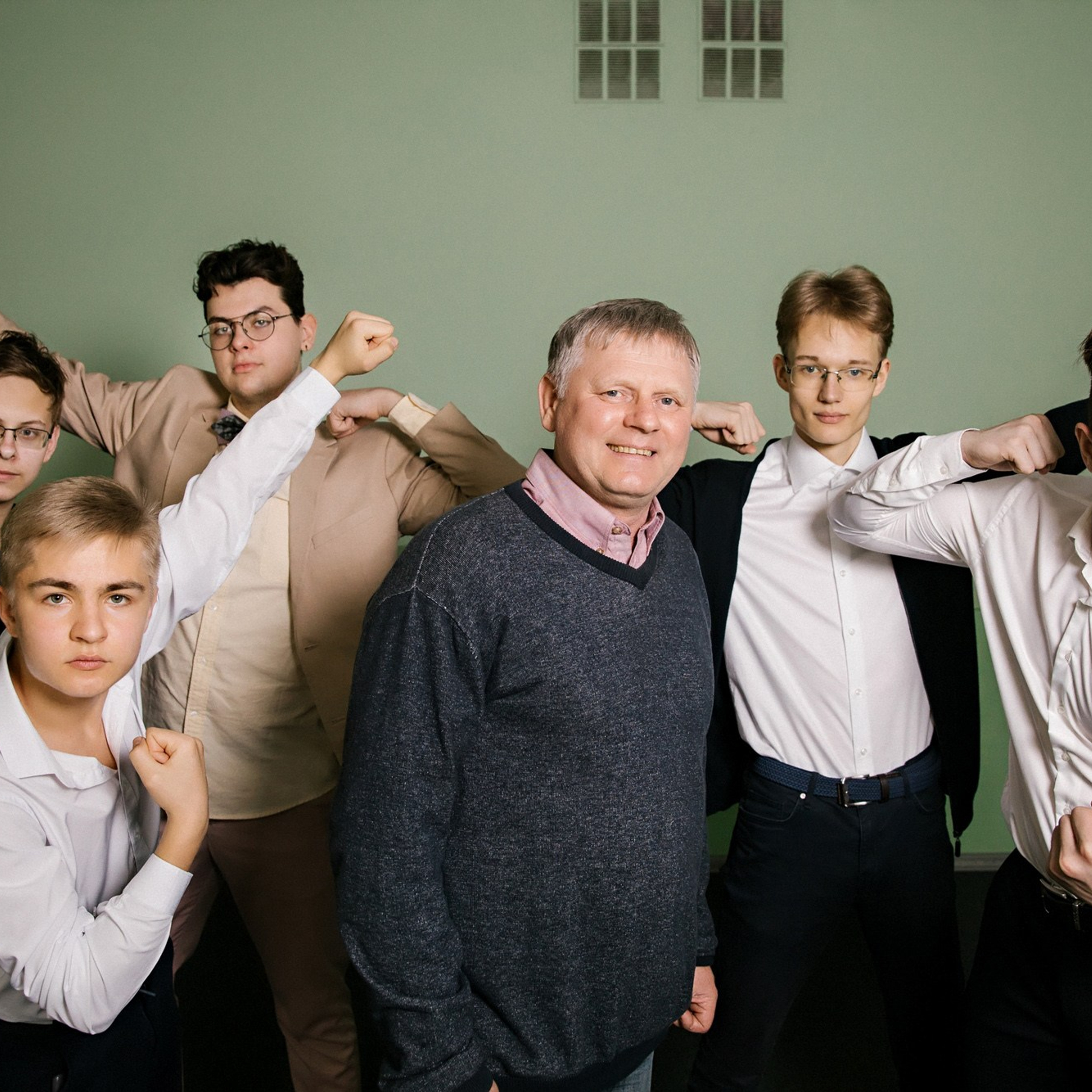 Съемка для выпускников старших классов – профессиональные фото  школьников 10-11 классов. Школьная съемка и создание выпускных альбомов в Нижнем Новгороде