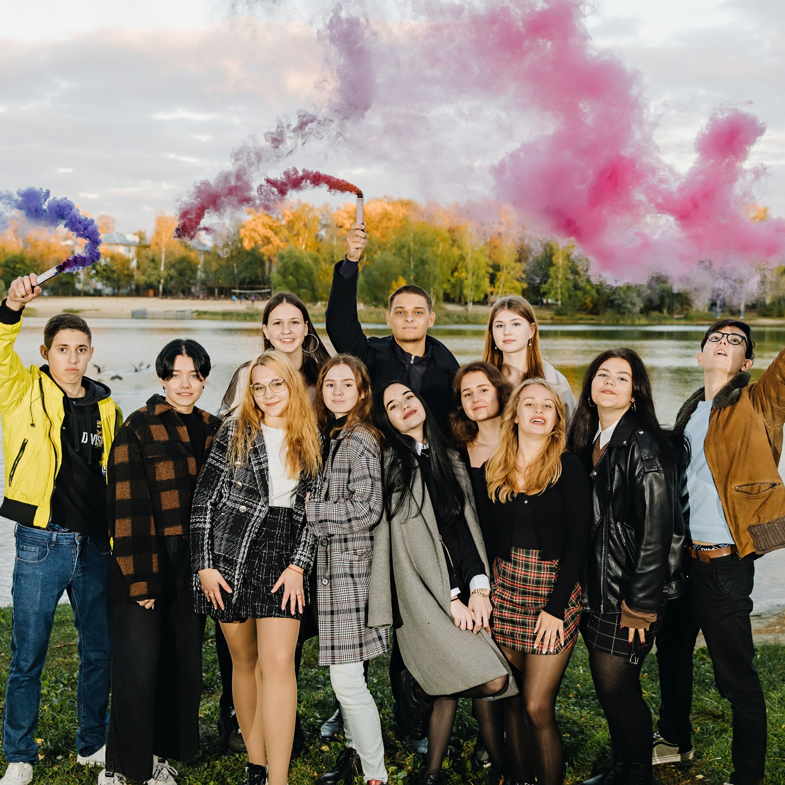 Прогулочные школьные фотосессии | Уличные съемки для школьников. Школьная съемка и создание выпускных альбомов в Нижнем Новгороде