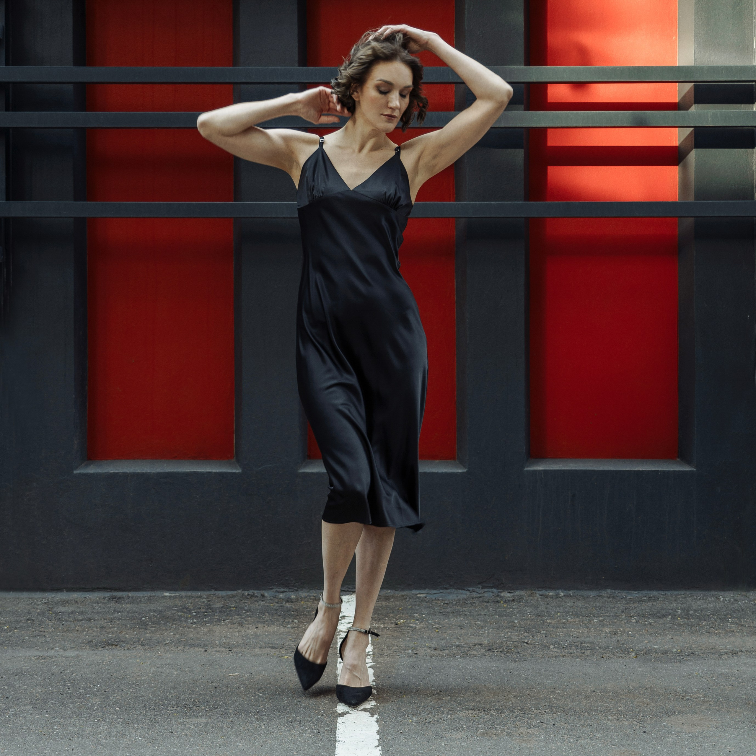 ЖЕНСКИЙ ПОРТРЕТ