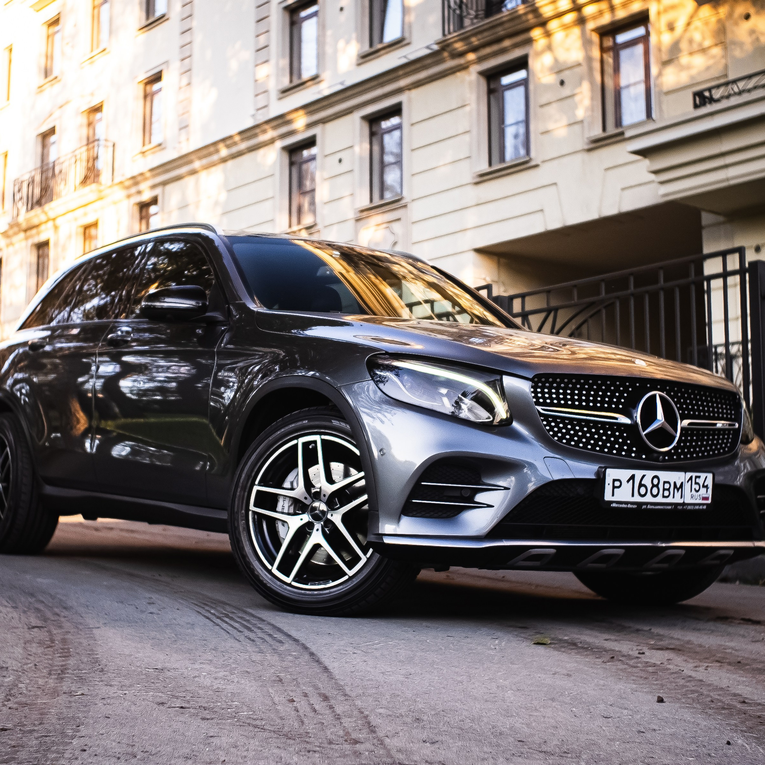 MERCEDES GLC AMG