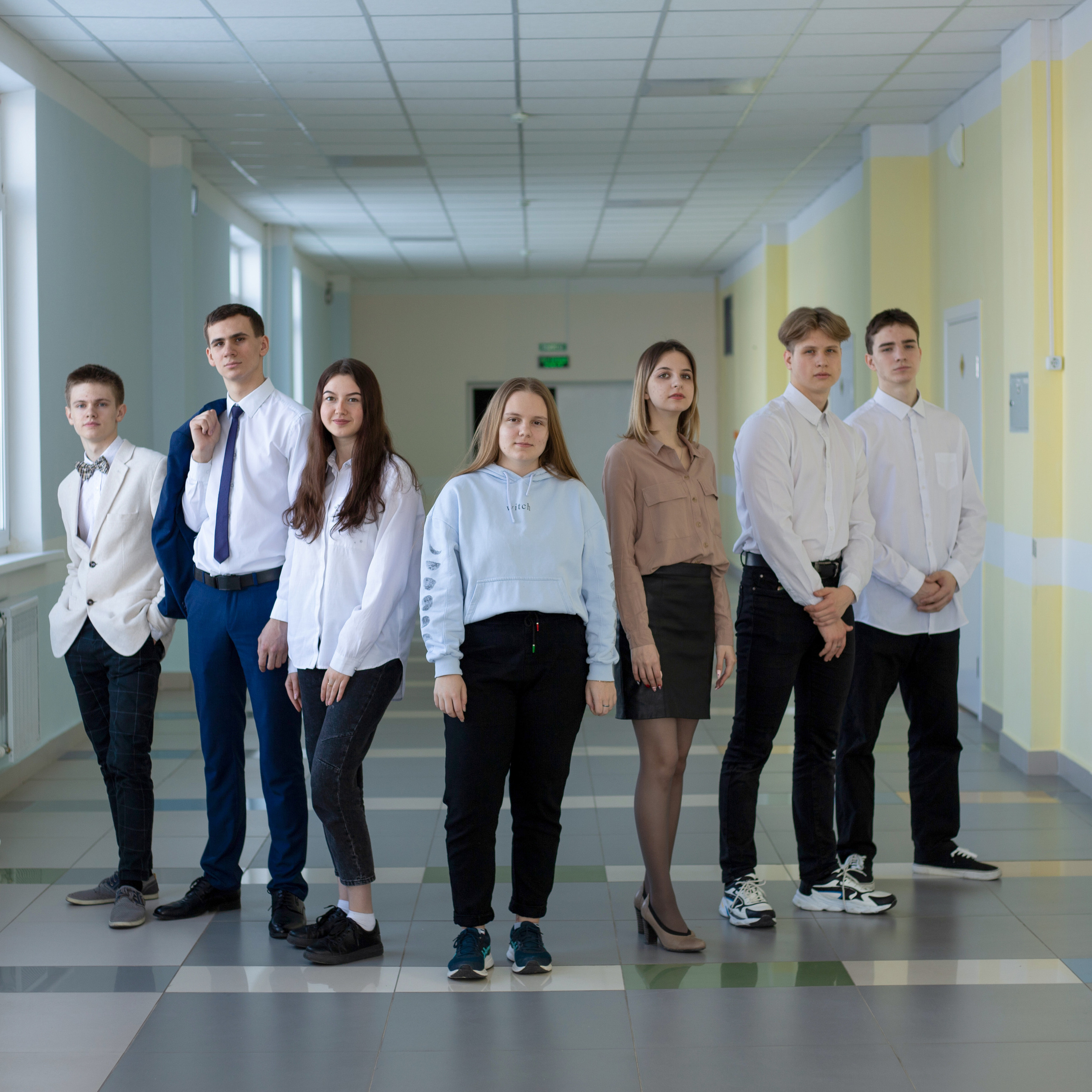 Друзья. Студия выпускных альбомов и школьной фотографии «Идея» г. Оренбург