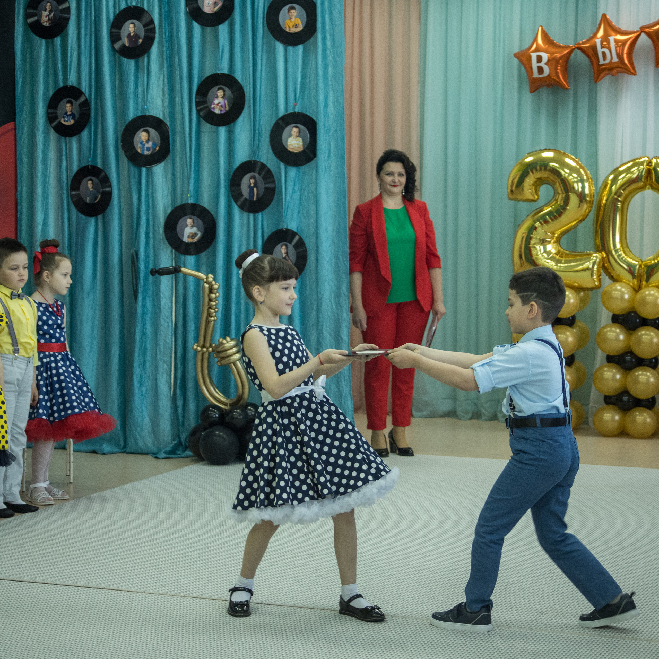 Утренники. Студия выпускных альбомов и школьной фотографии «Идея» г. Оренбург