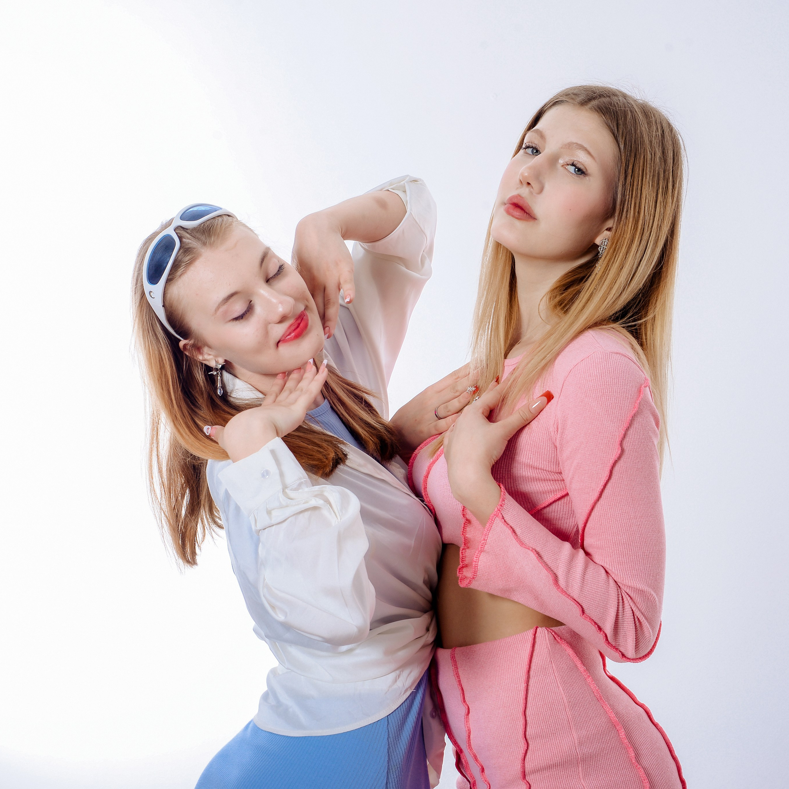 В студии. Студия выпускных альбомов и школьной фотографии «Идея» г. Оренбург