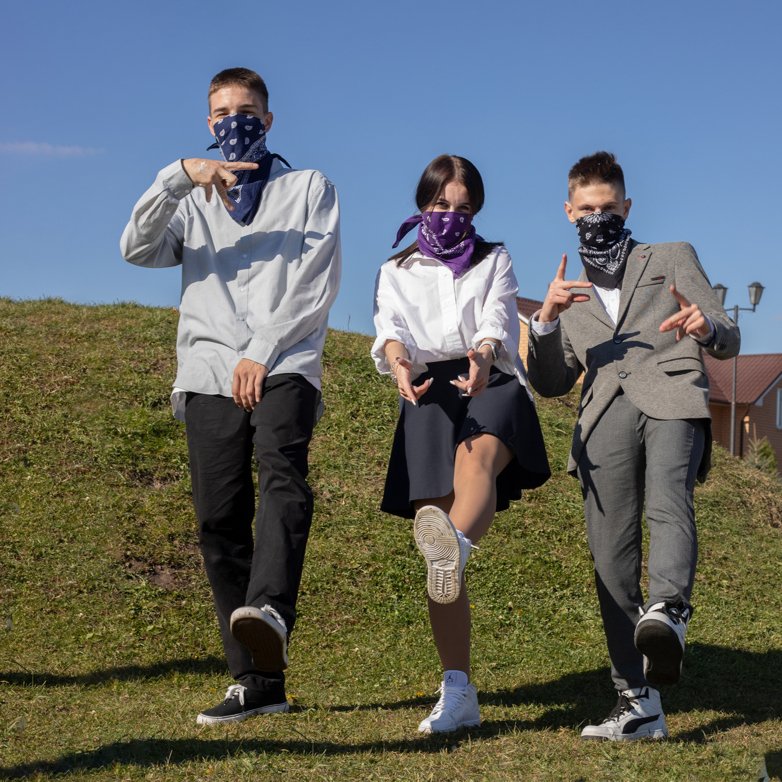 Друзья. Студия выпускных альбомов и школьной фотографии «Идея» г. Оренбург