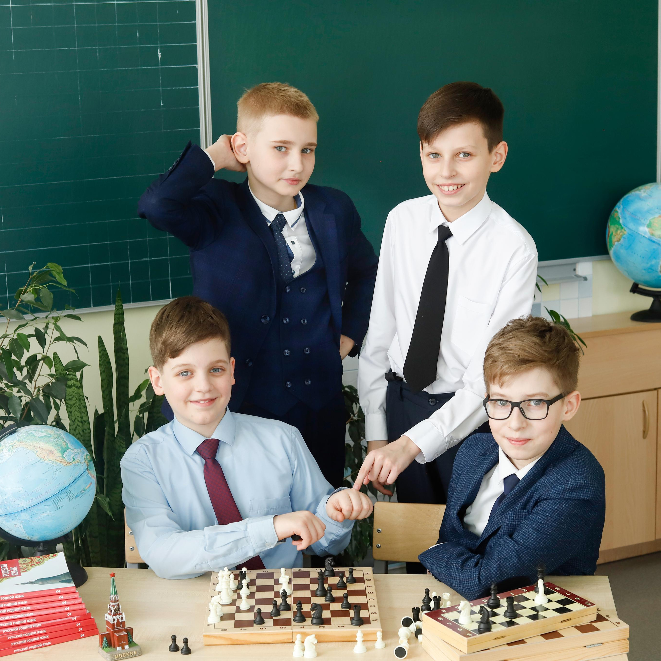 Школьная жизнь. Студия выпускных альбомов и школьной фотографии «Идея» г. Оренбург