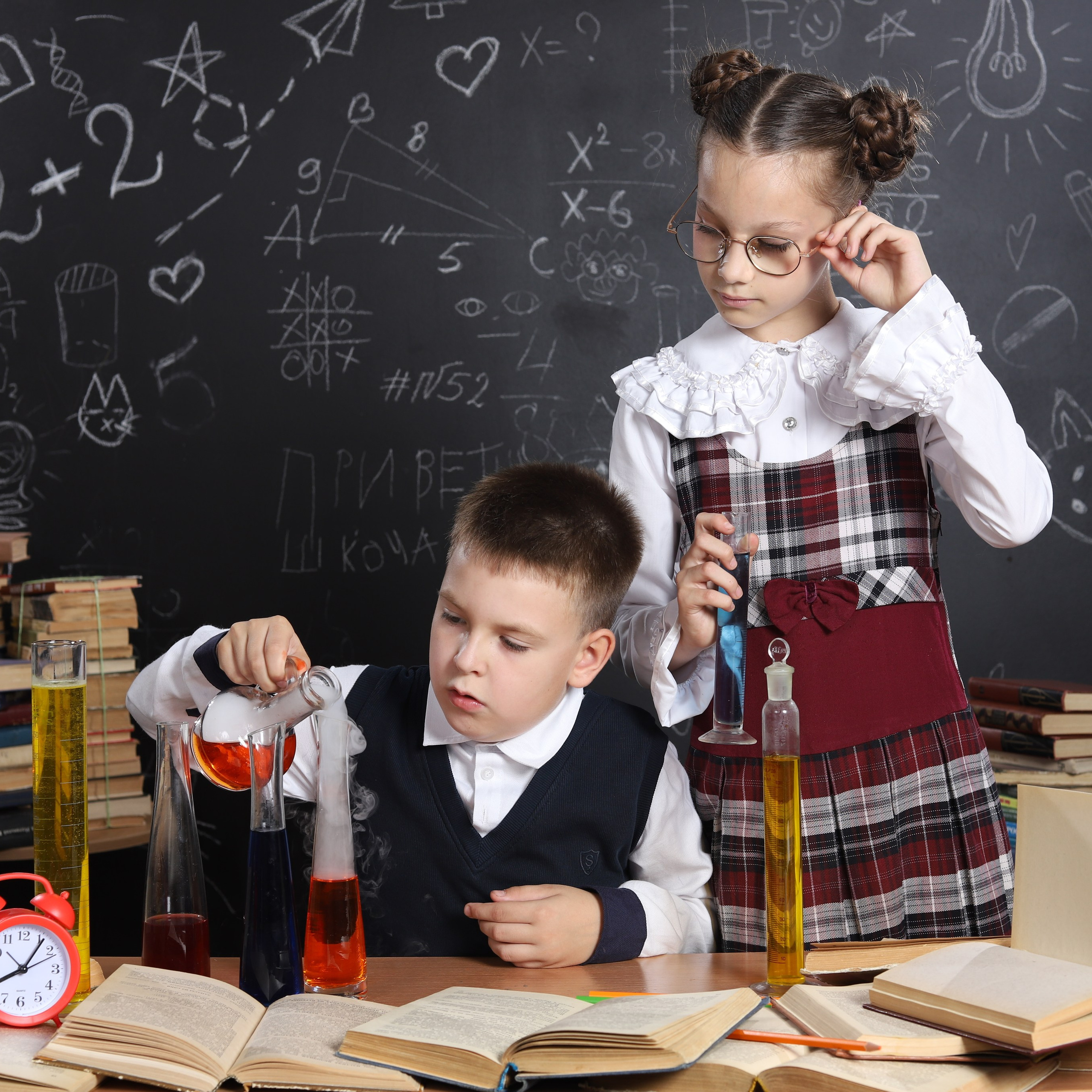 В студии. Студия выпускных альбомов и школьной фотографии «Идея» г. Оренбург