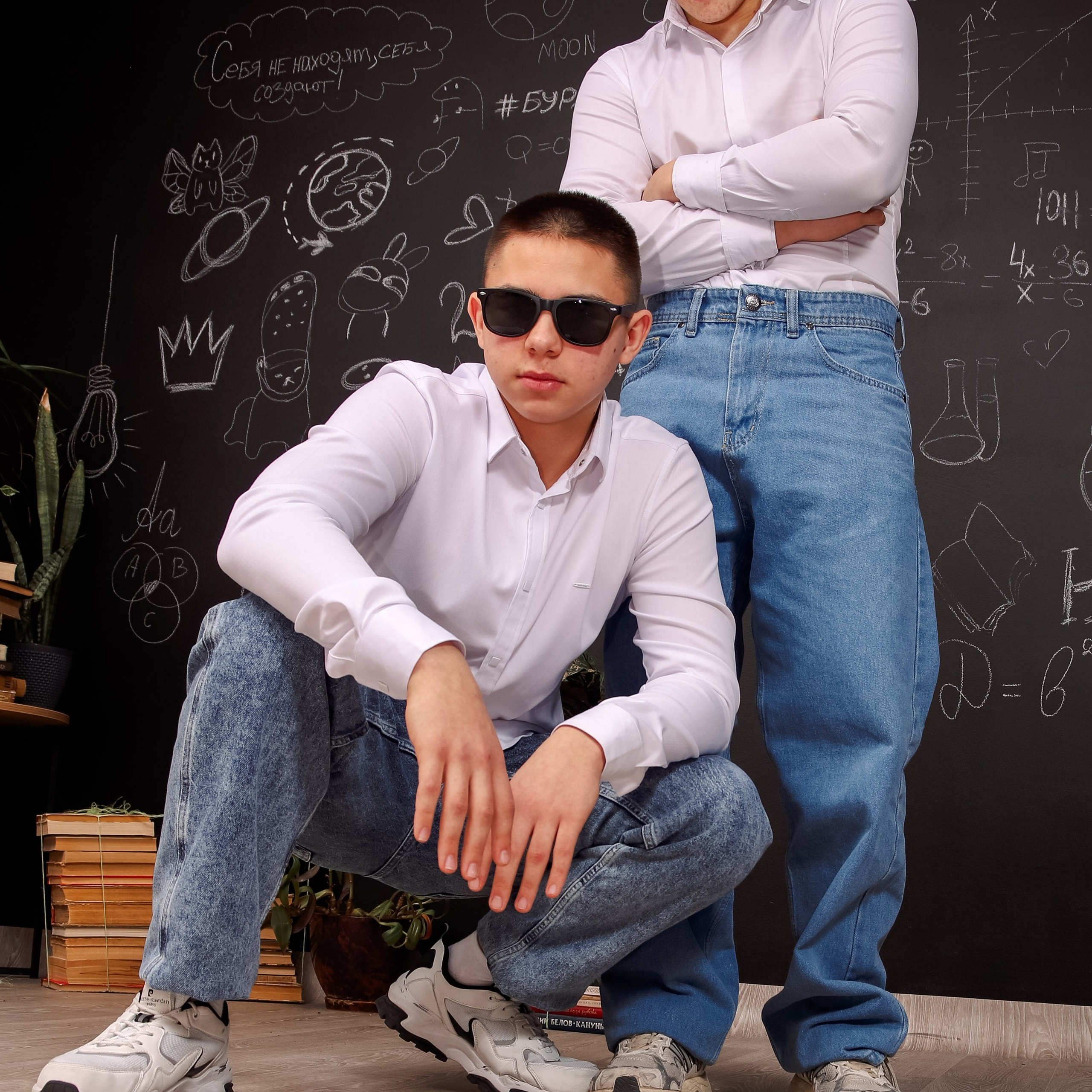 Друзья. Студия выпускных альбомов и школьной фотографии «Идея» г. Оренбург