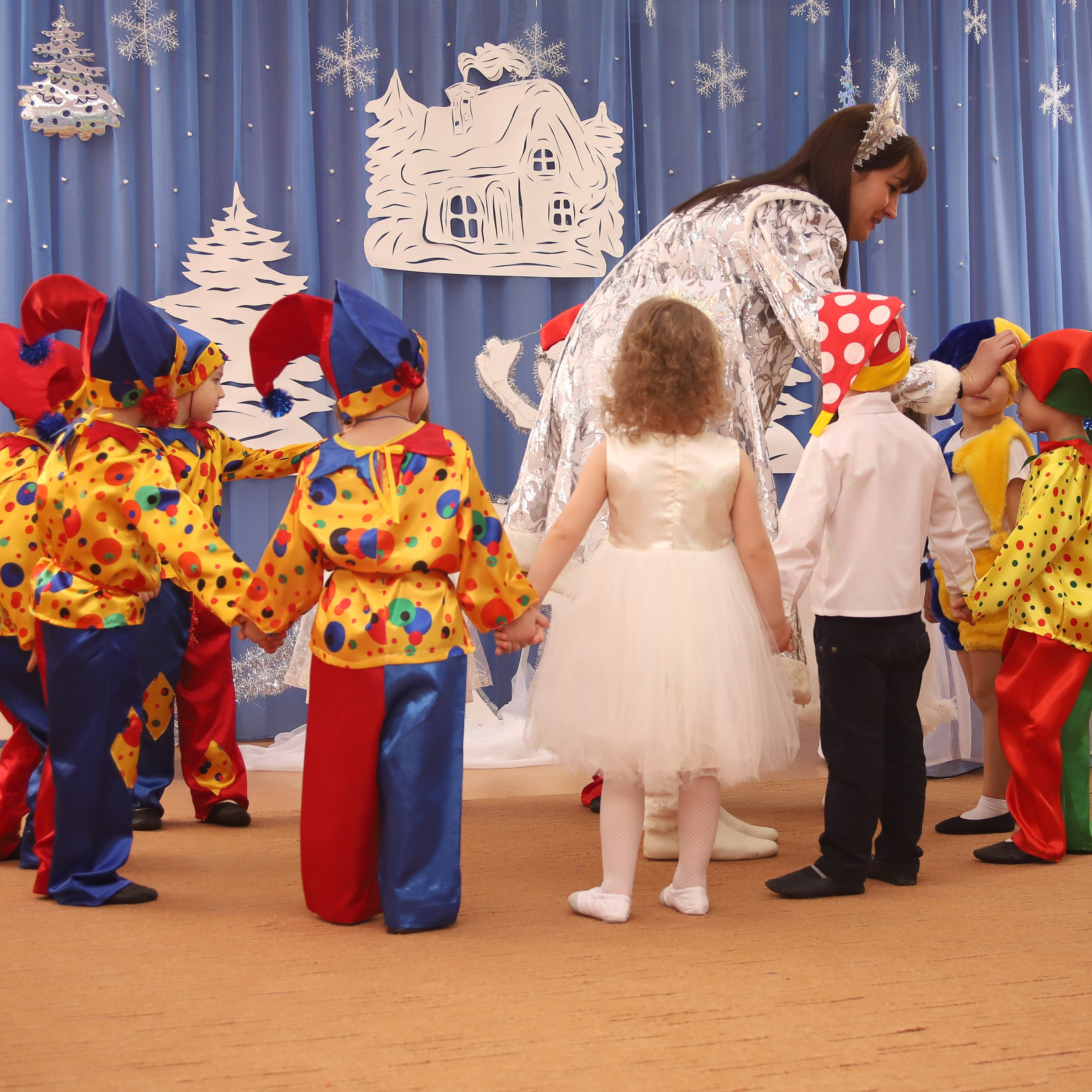 Утренники. Студия выпускных альбомов и школьной фотографии «Идея» г. Оренбург