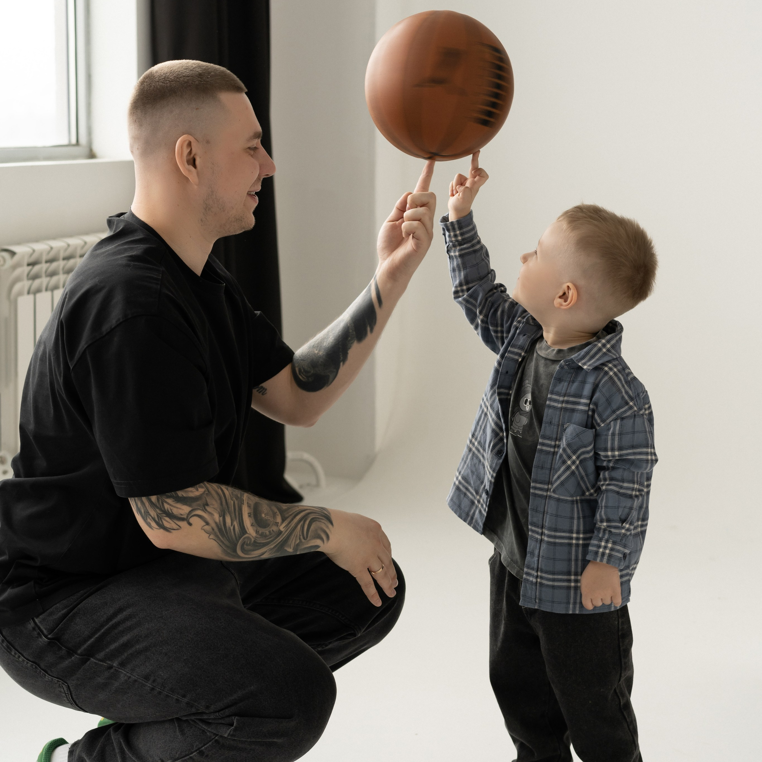 мир для троих