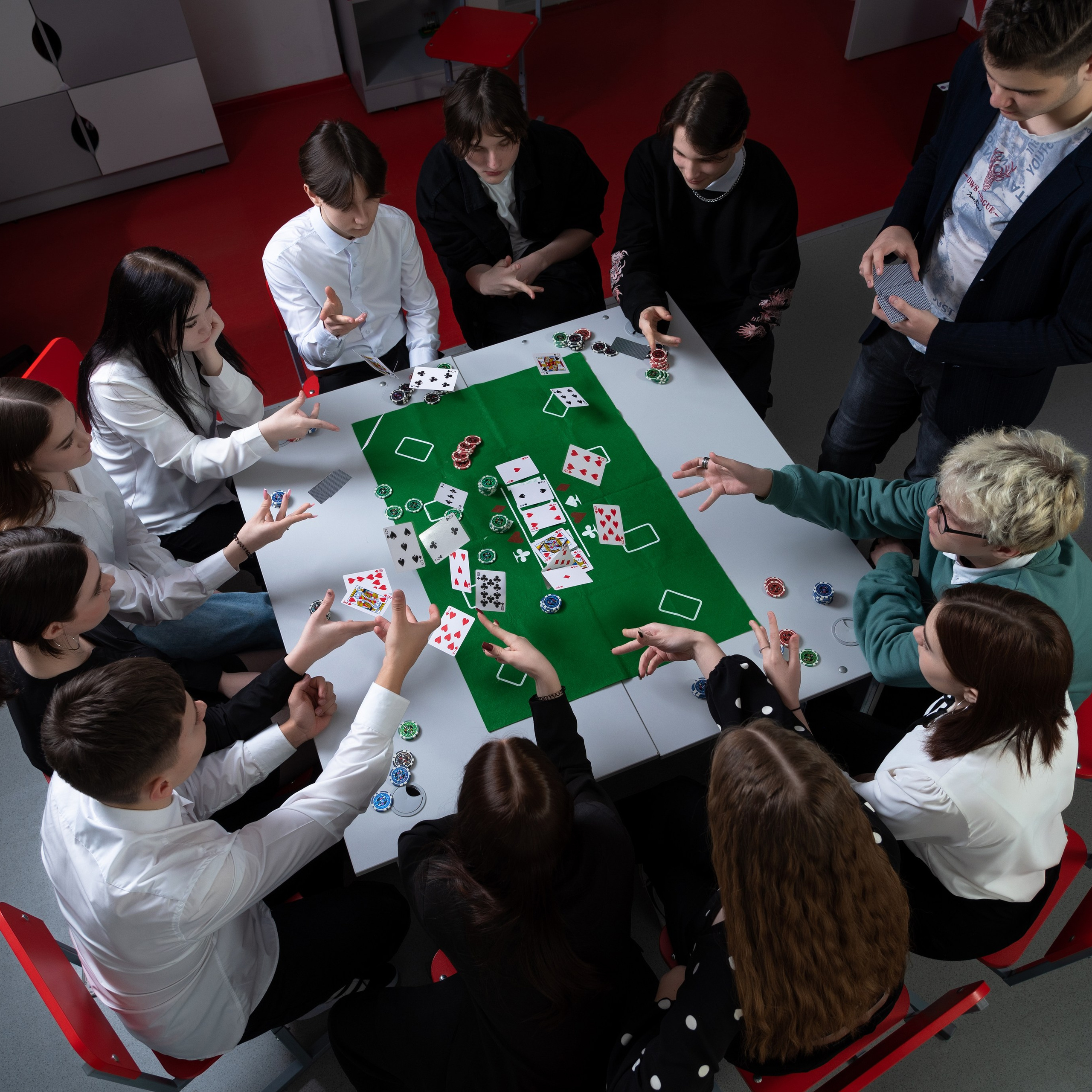 Выпускные альбомы. Свадебный и школьный фотограф в Североуральске Иванов Андрей