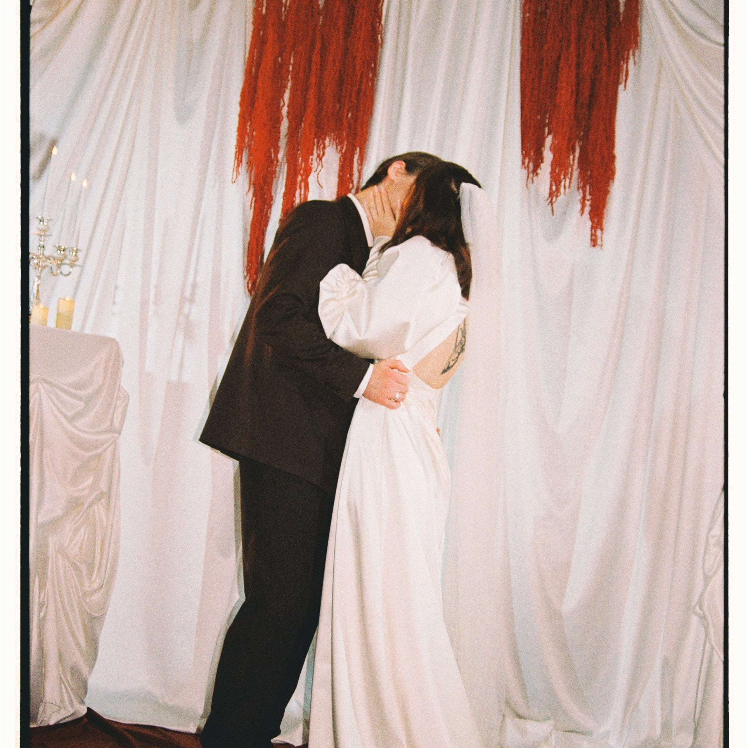 Егор и Даша, Екатеринбург. Ваш фотограф в Екатеринбурге Бурлакова Арина