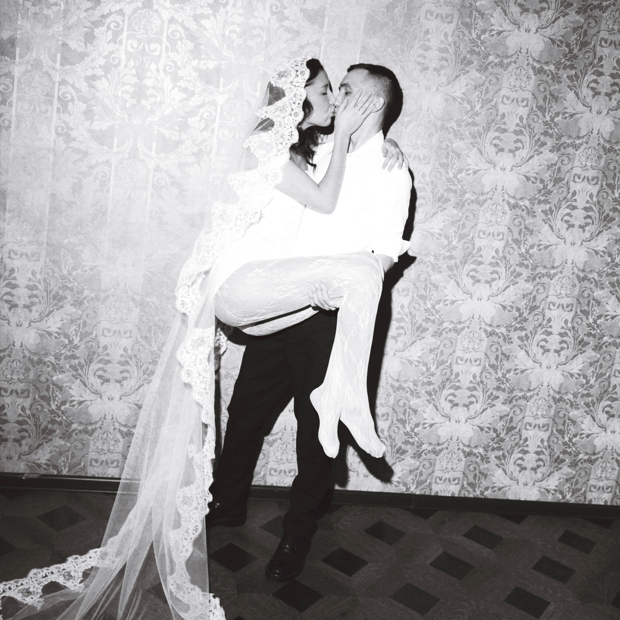 Мира и Денис, Екатеринбург. Ваш фотограф в Екатеринбурге Бурлакова Арина