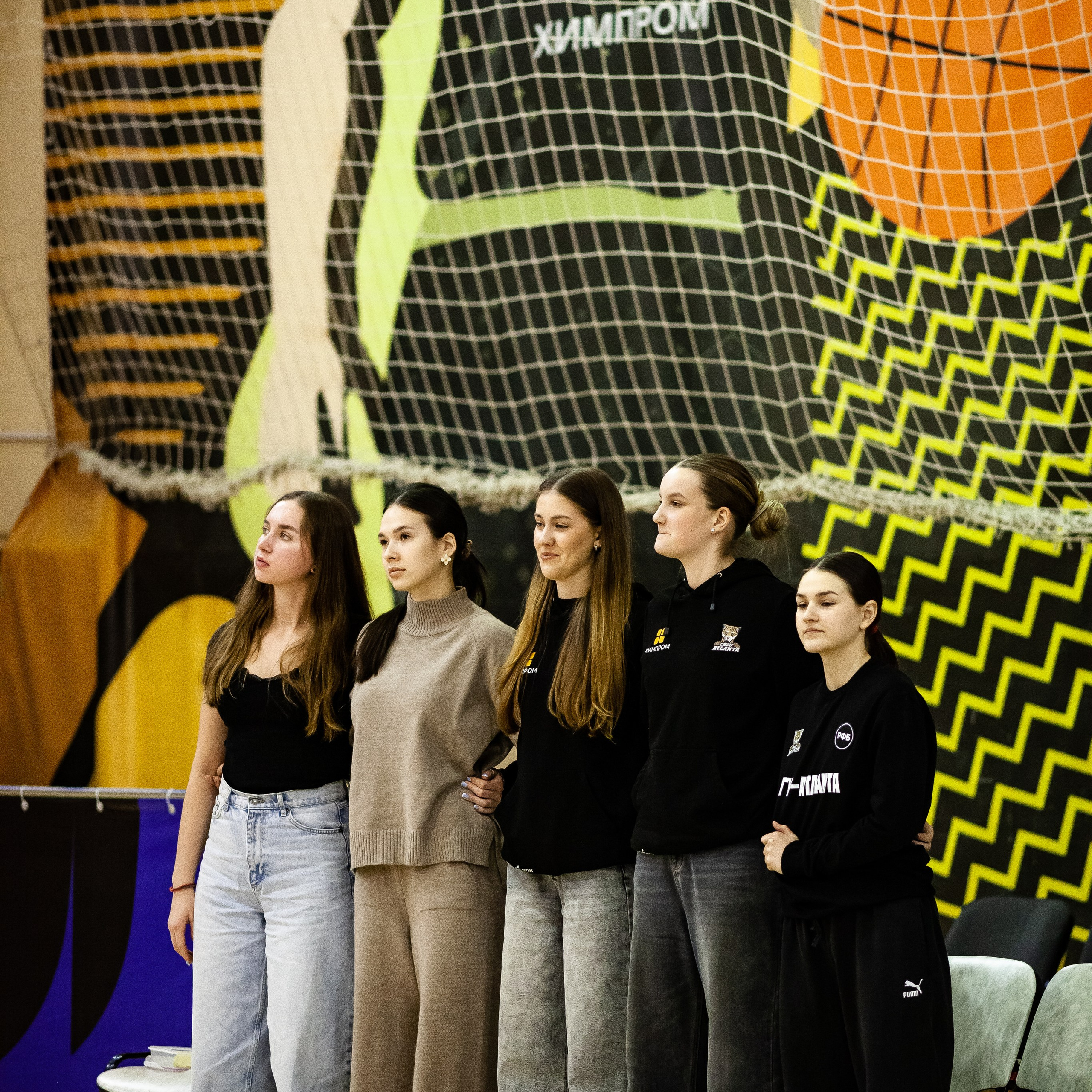 ЧГУ-Атланта — Металлург 3 игра. Фотография