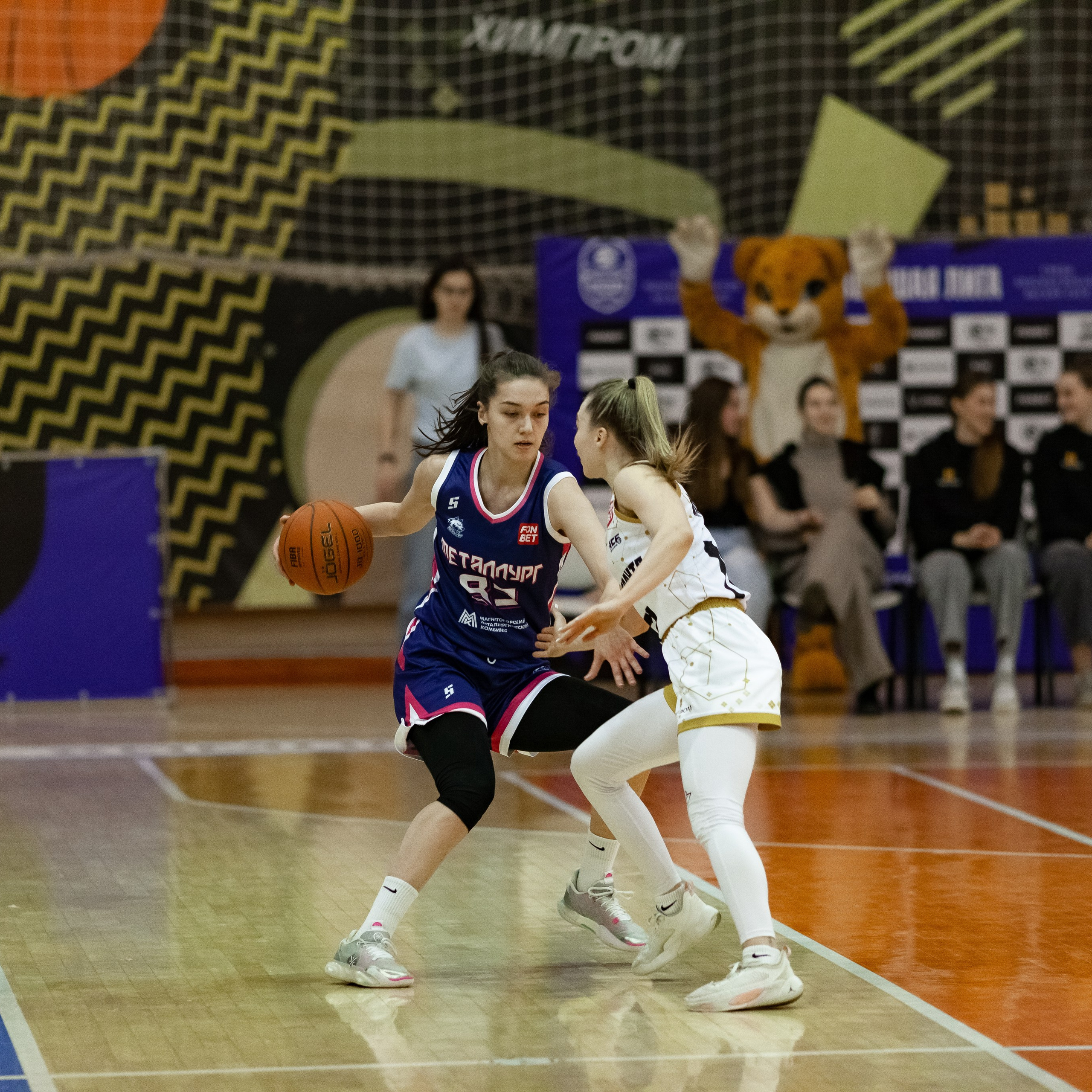 ЧГУ-Атланта — Металлург 3 игра. Фотография