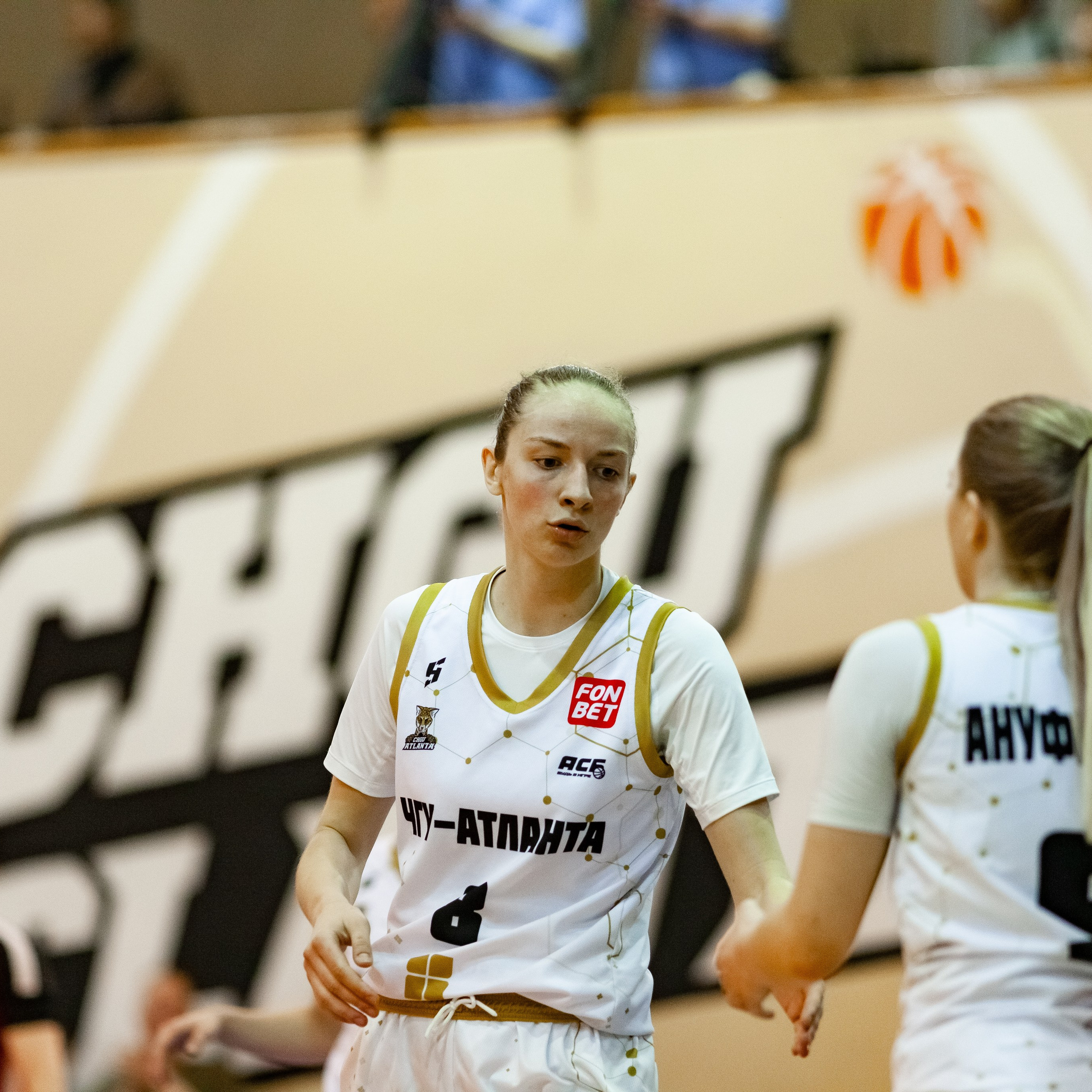 ЧГУ-Атланта — Металлург 3 игра. Фотография