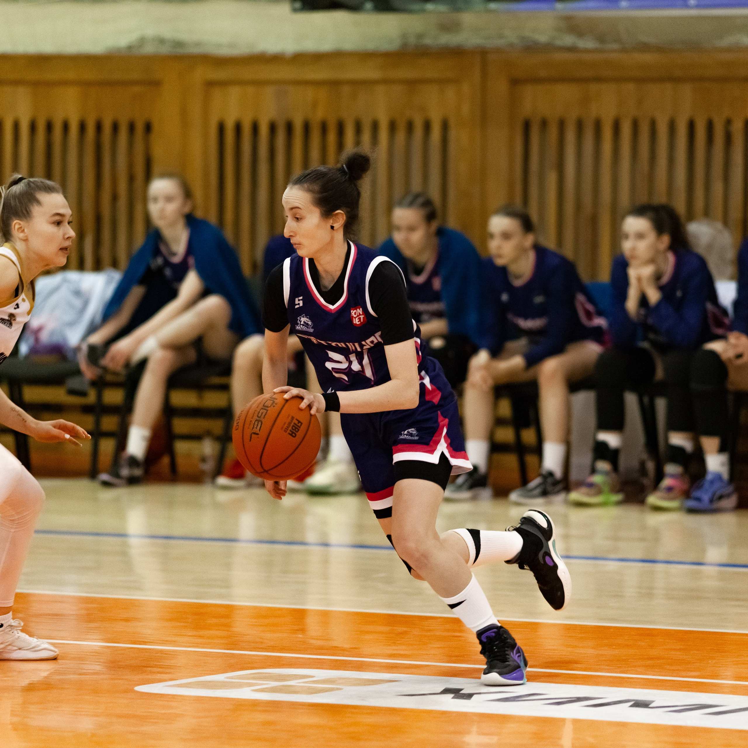 ЧГУ-Атланта — Металлург 3 игра. Фотография