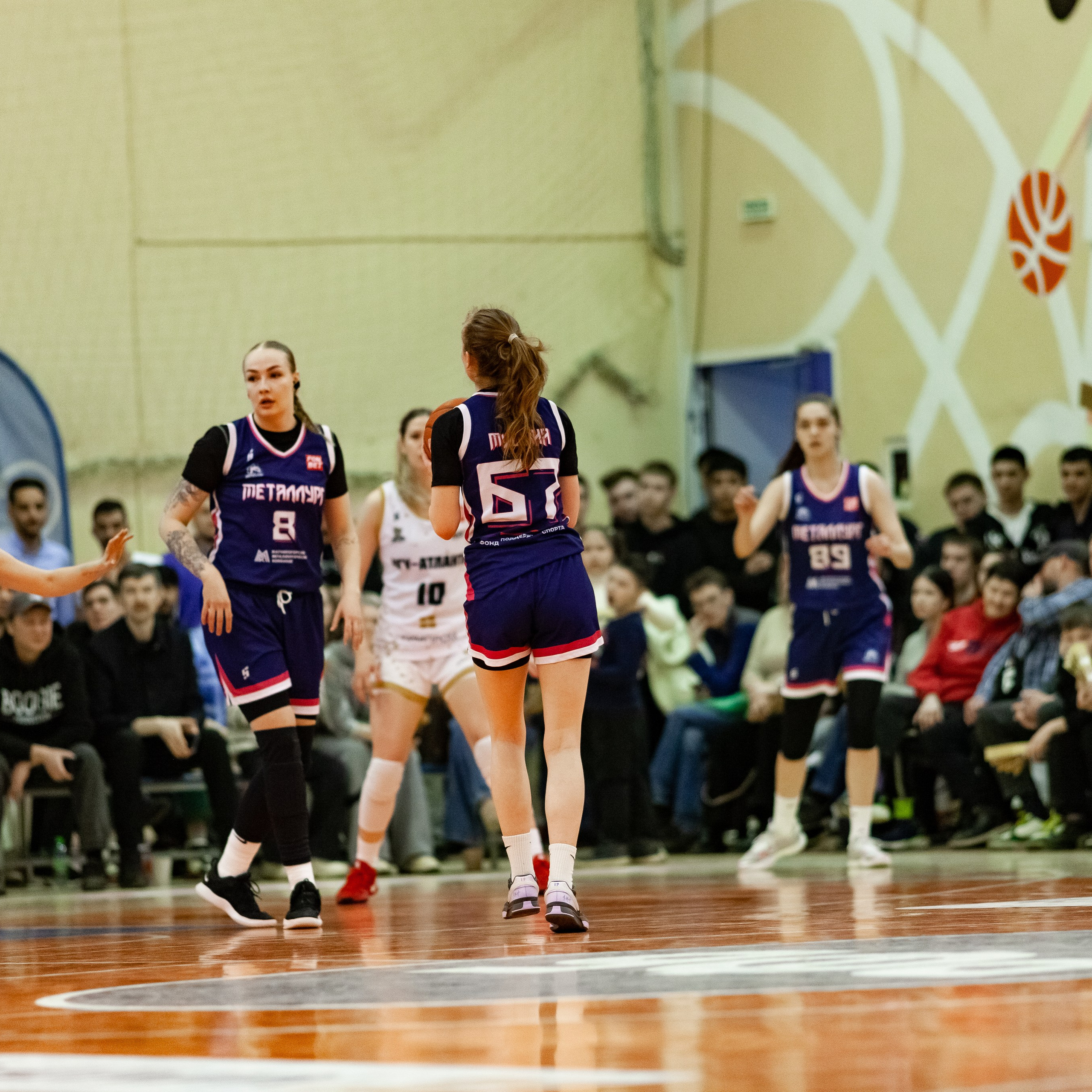 ЧГУ-Атланта — Металлург 3 игра. Фотография