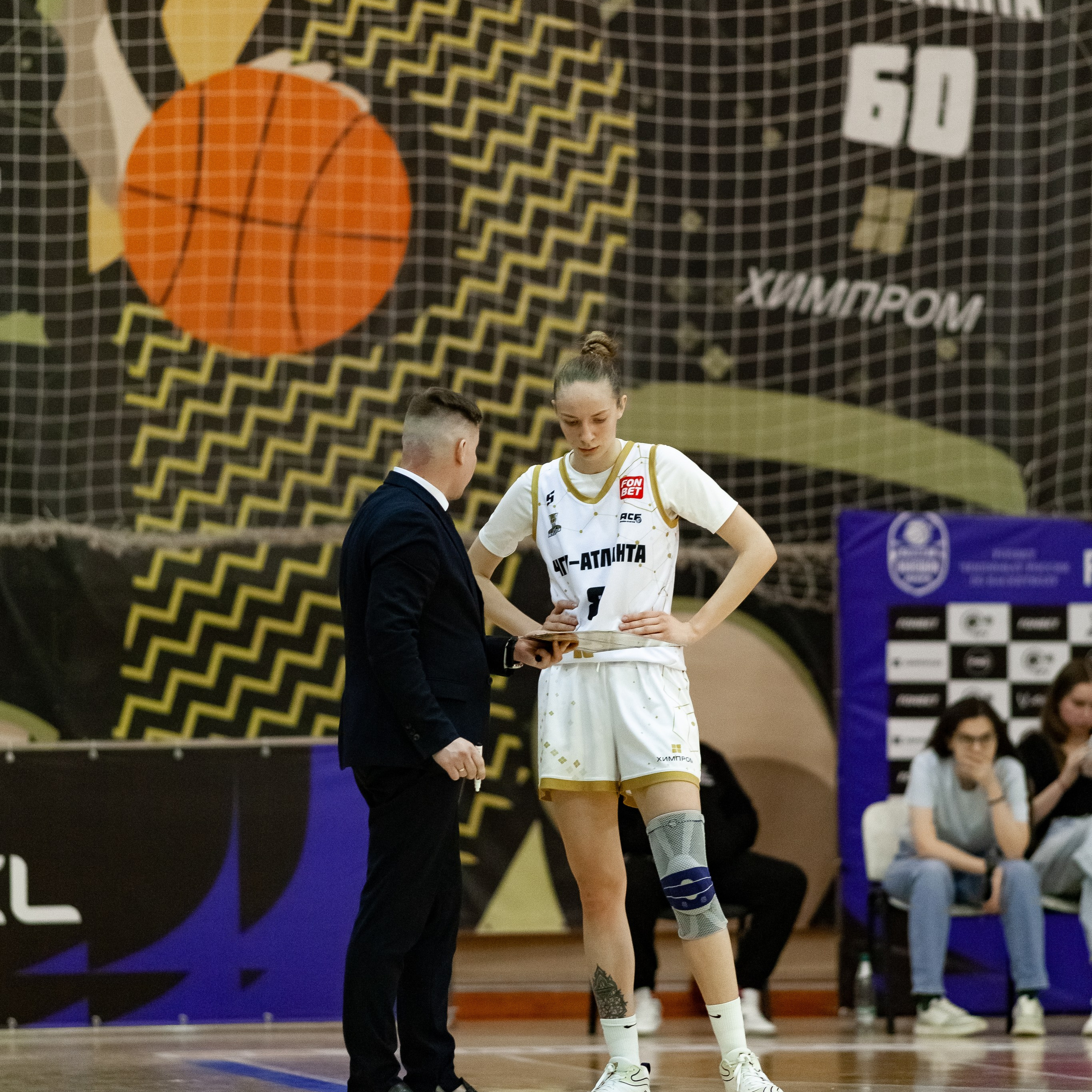 ЧГУ-Атланта — Металлург 3 игра. Фотография