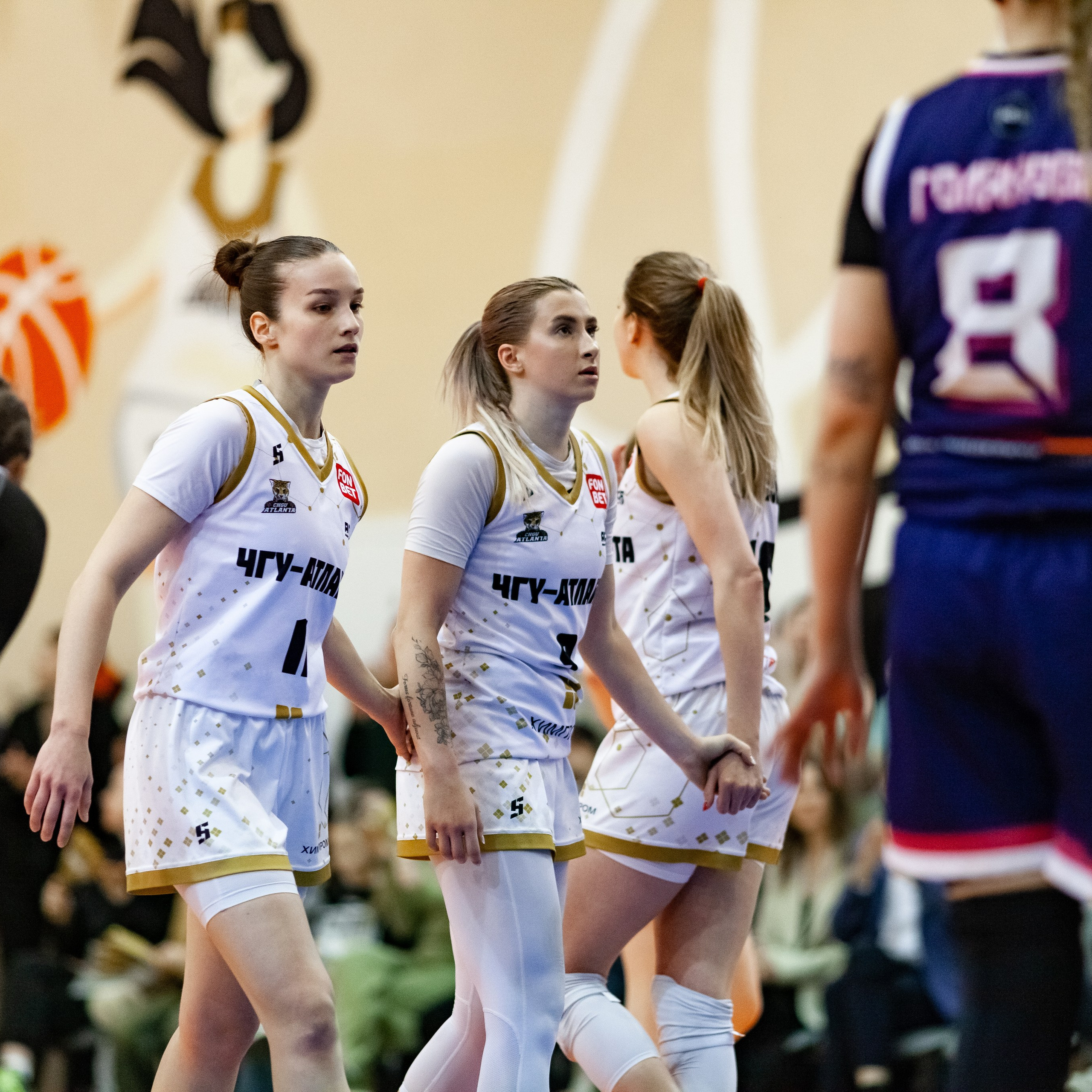 ЧГУ-Атланта — Металлург 3 игра. Фотография