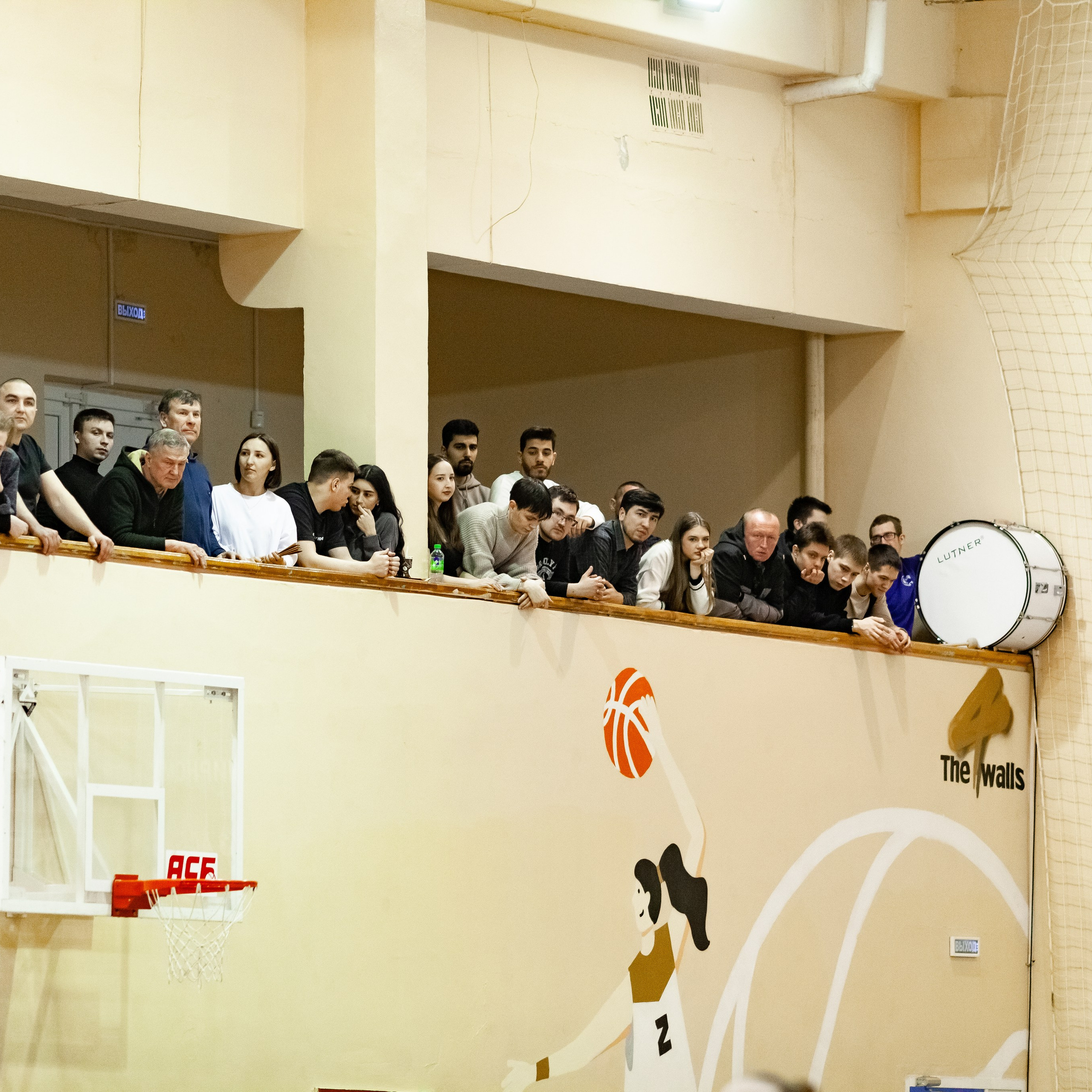 ЧГУ-Атланта — Металлург 3 игра. Фотография