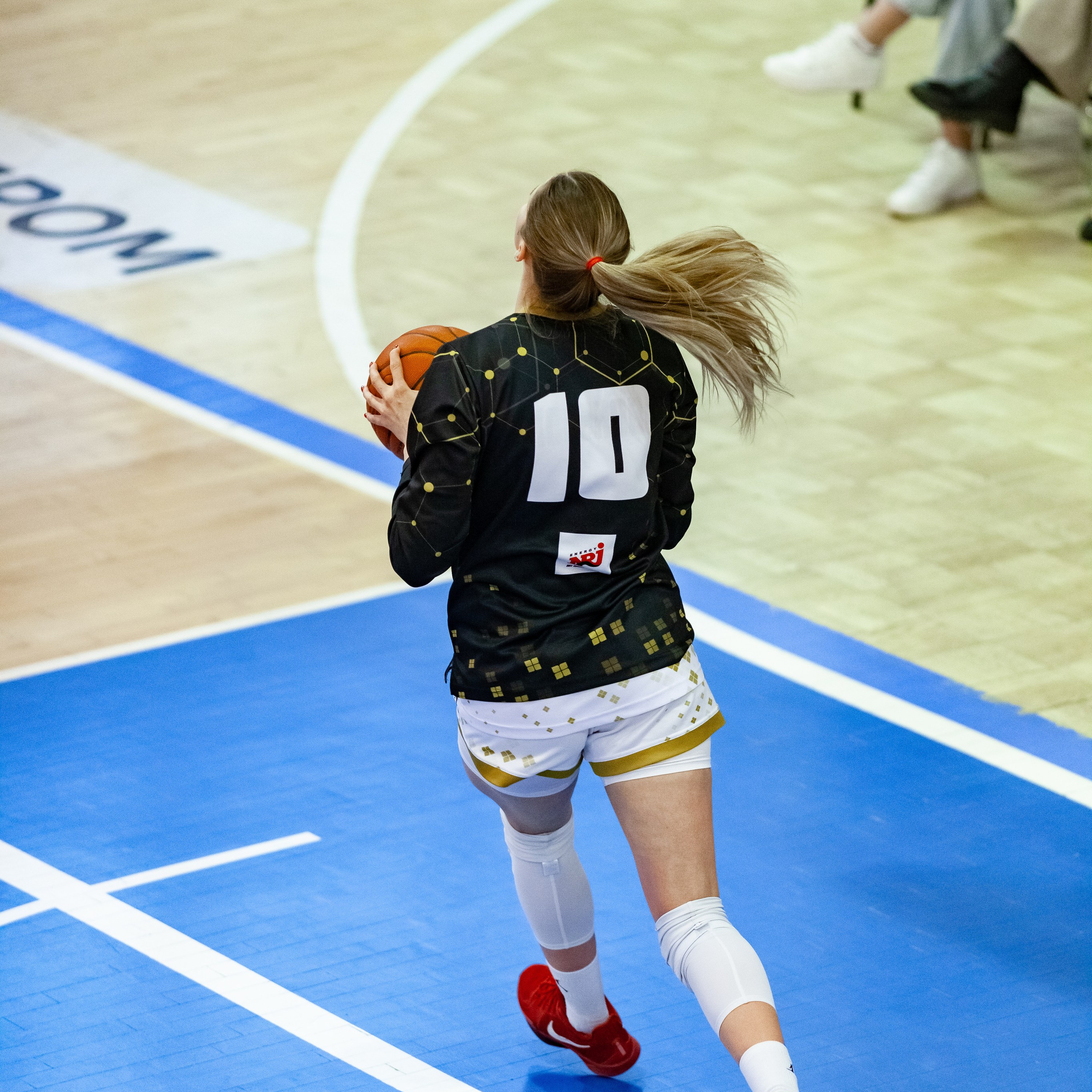 ЧГУ-Атланта — Металлург 3 игра. Фотография