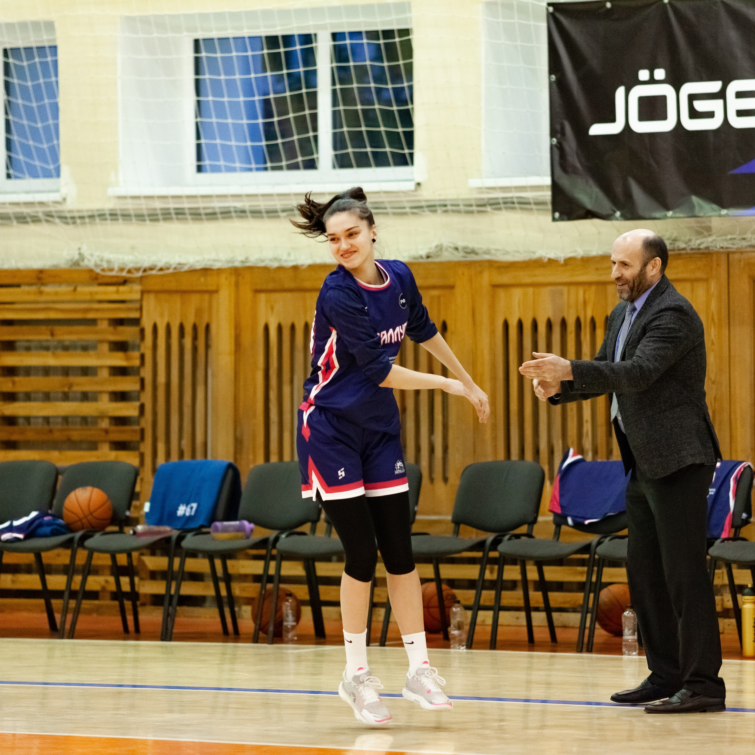 ЧГУ-Атланта — Металлург 3 игра. Фотография