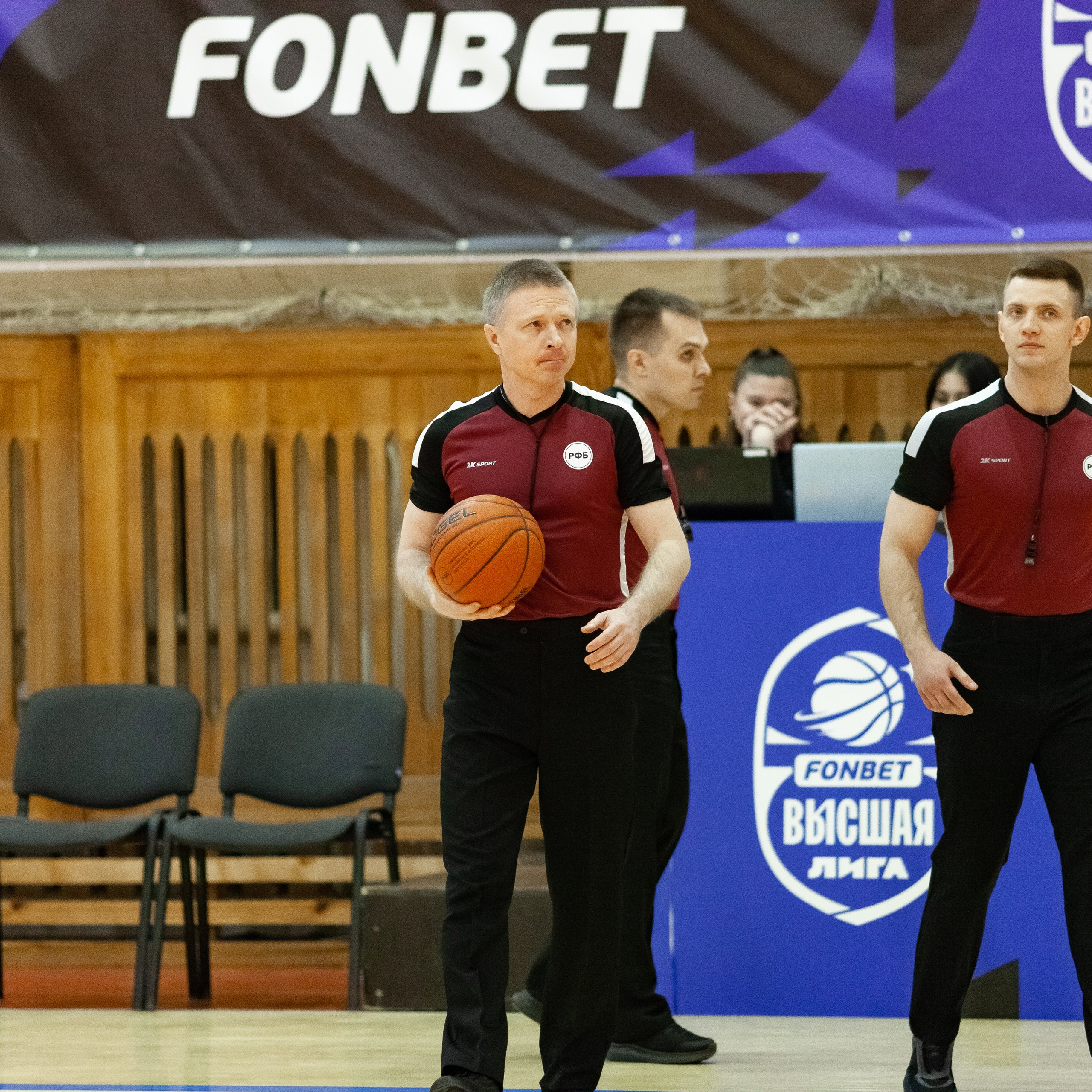 ЧГУ-Атланта — Металлург 3 игра. Фотография