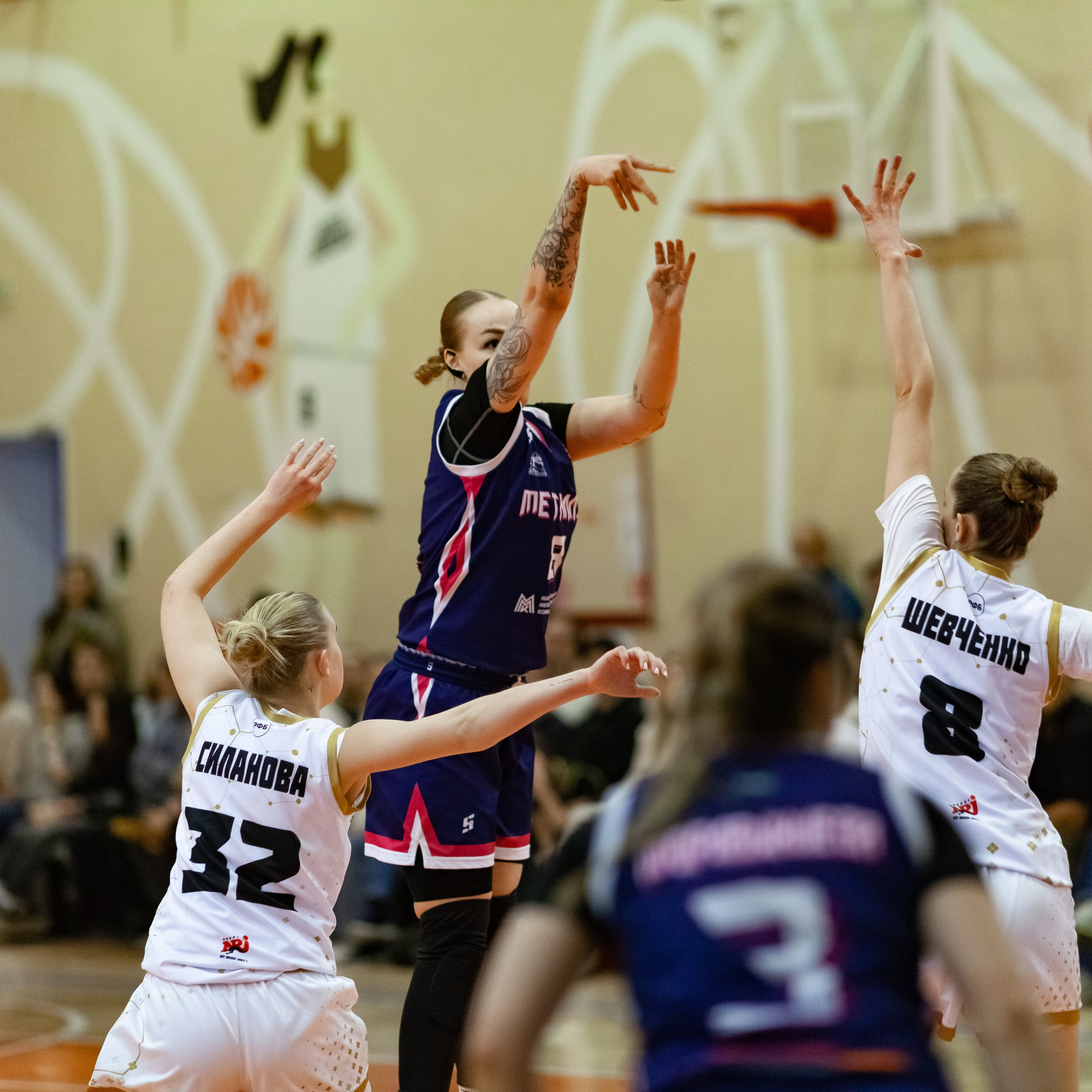 ЧГУ-Атланта — Металлург 3 игра. Фотография