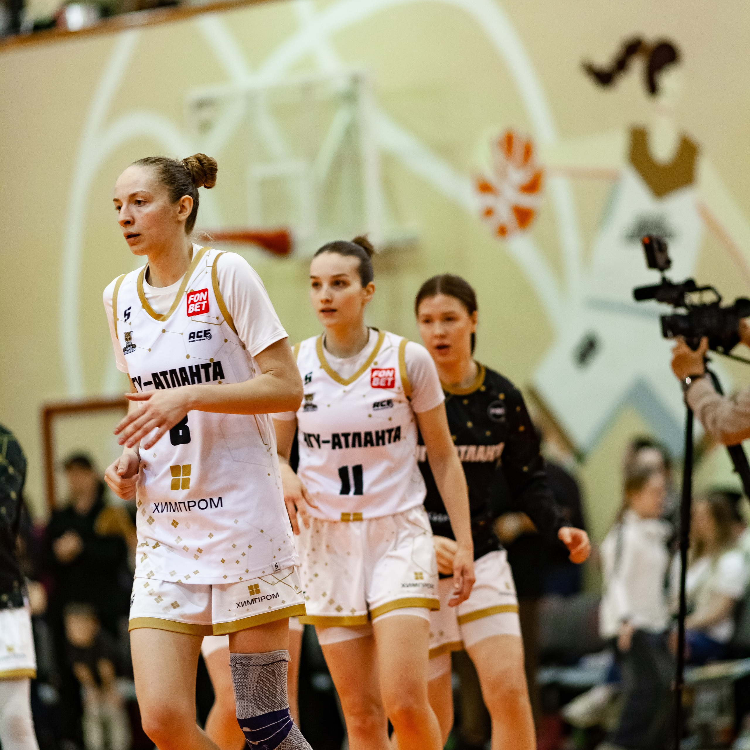 ЧГУ-Атланта — Металлург 3 игра. Фотография