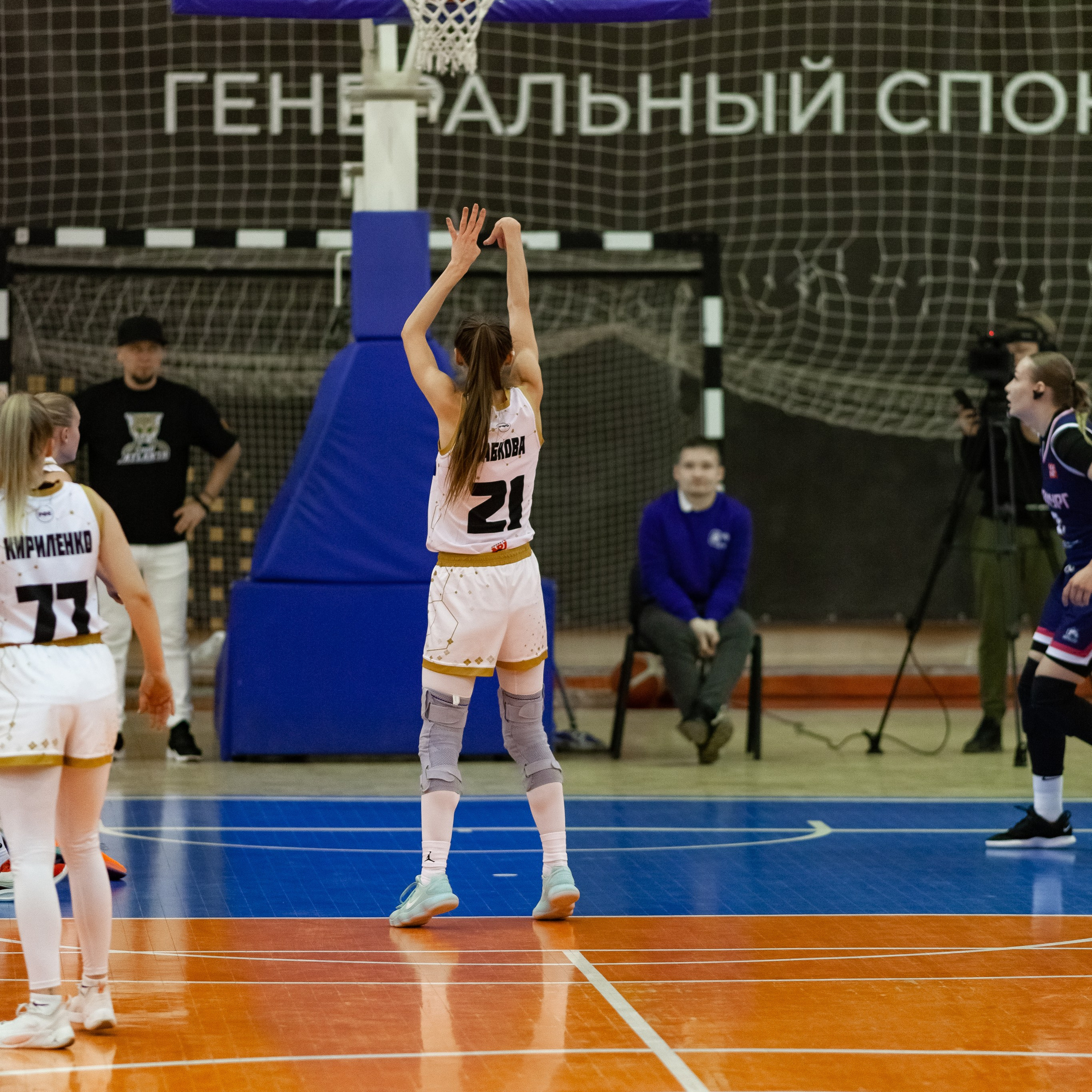 ЧГУ-Атланта — Металлург 3 игра. Фотография