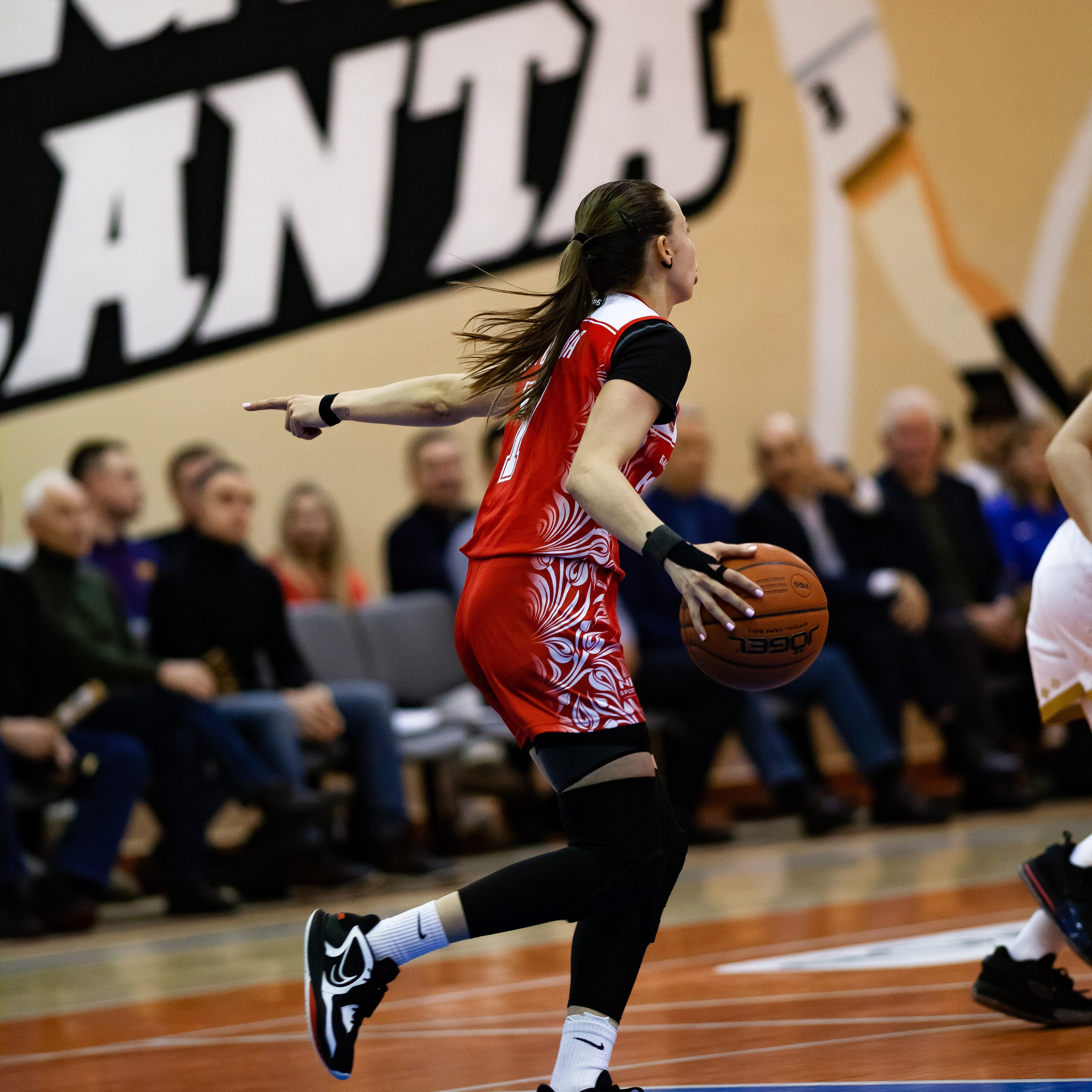 ЧГУ-Атланта — Юность 1 игра. Фотография